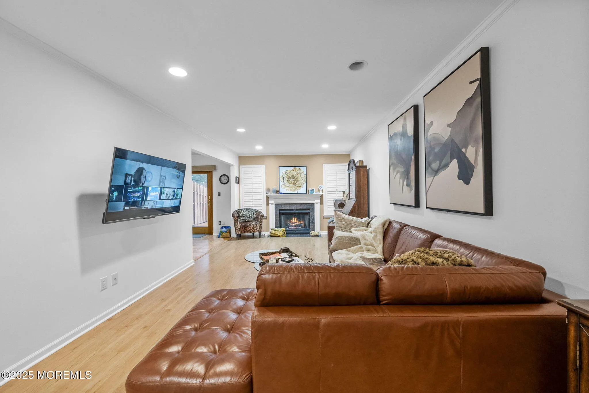 Manalapan, New Jersey 07726, United States, 3 Bedrooms Bedrooms, ,4 BathroomsBathrooms,Residential,Coming Soon,97929