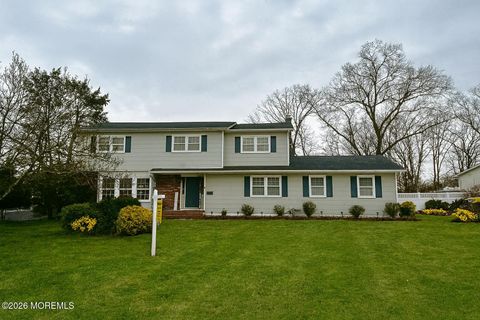 Homes For Sale - 2 Livingston Drive<br/> Howell, NJ 07731