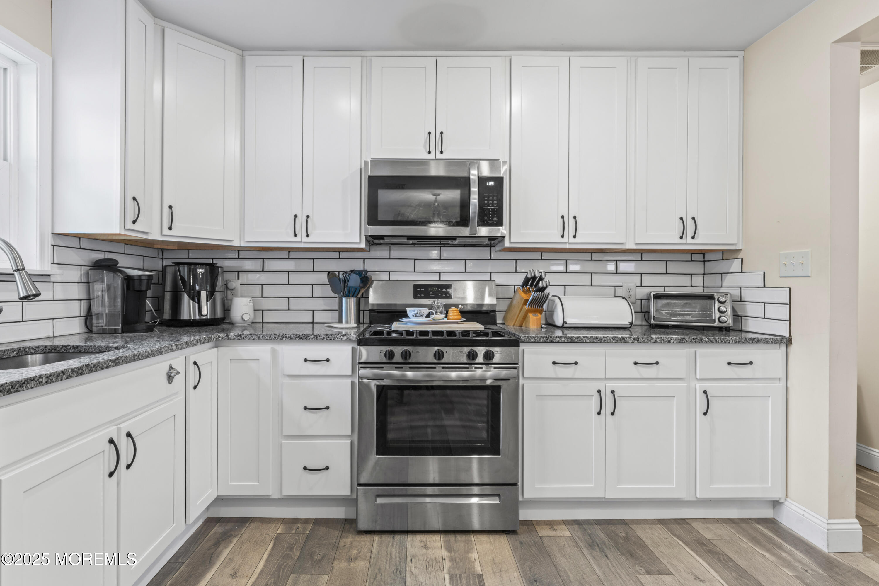 307 Seminole Trail, Browns Mills, New Jersey image 9