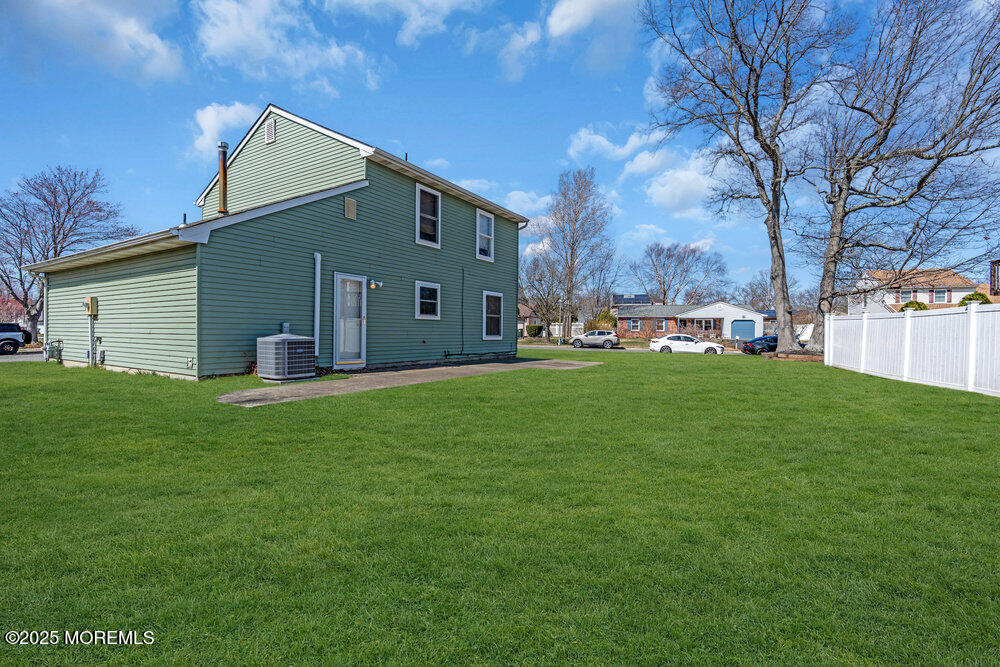 101 Bristlecone Drive, Howell, New Jersey image 24