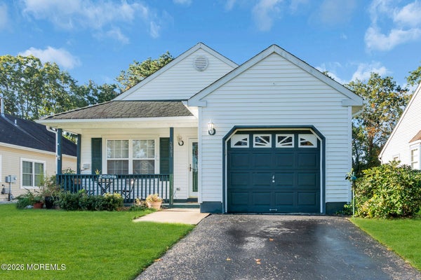 2381 MOUNT HOOD LN, TOMS RIVER, NJ 08753 - Image 533c8c3fe2bcbe55cafbbf6a3cfd9c89/4066122599