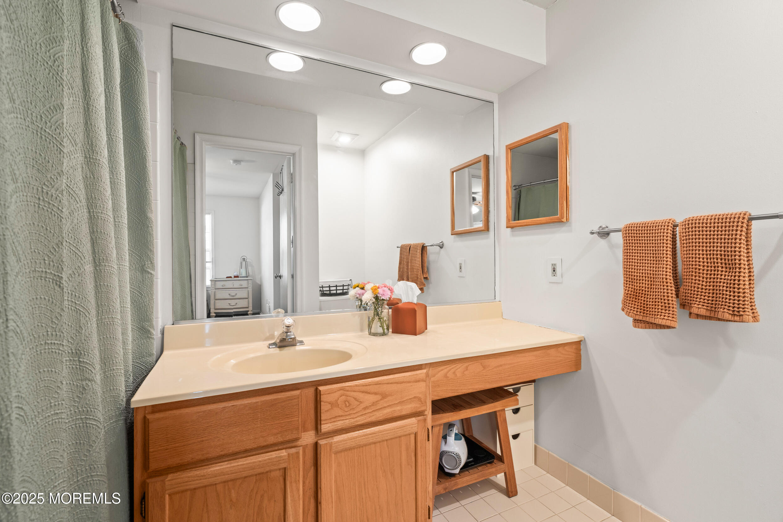 107 Wellington Court #1-7, Manalapan, New Jersey image 17