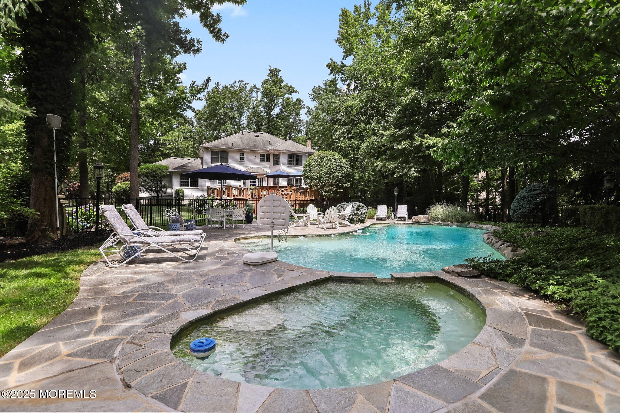 8 Roxbury Lane, Manalapan, New Jersey image 40