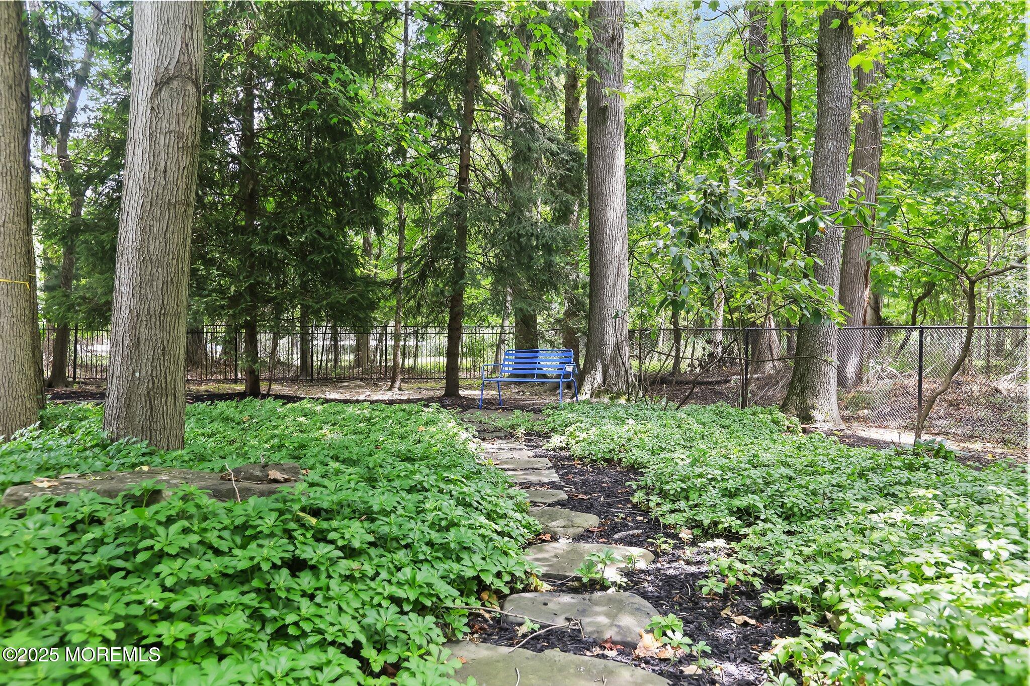 8 Roxbury Lane, Manalapan, New Jersey image 49