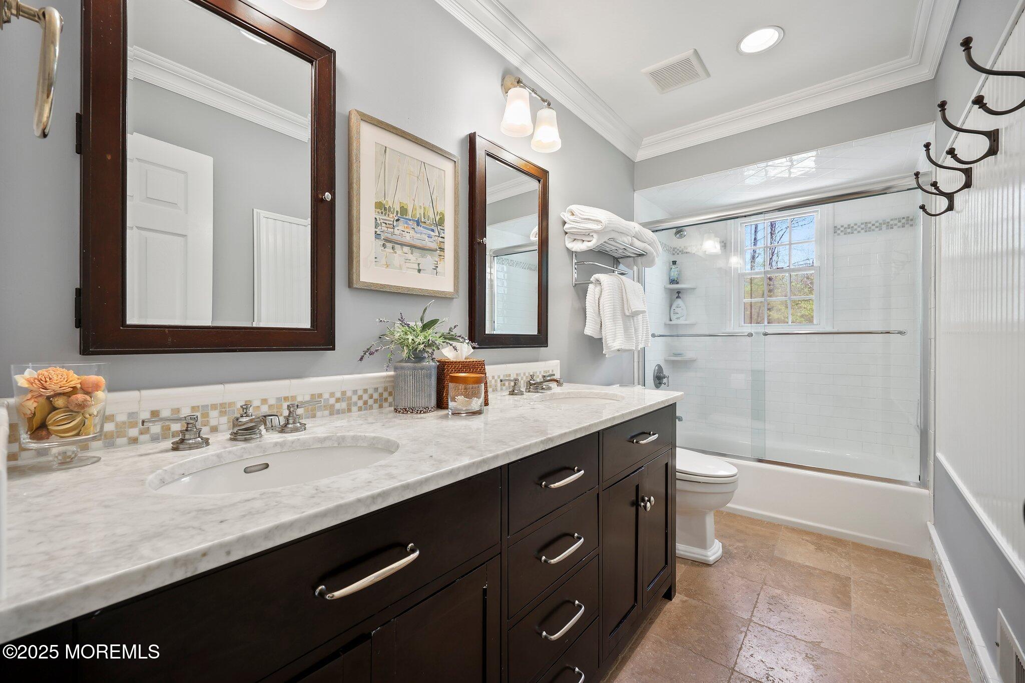 8 Roxbury Lane, Manalapan, New Jersey image 32