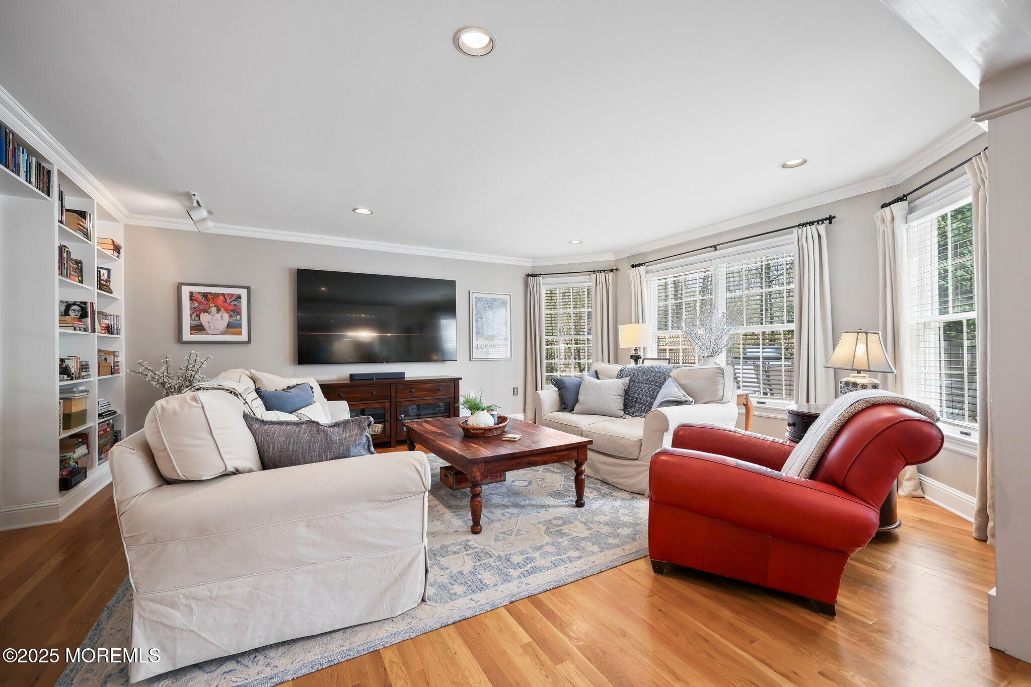 8 Roxbury Lane, Manalapan, New Jersey image 6
