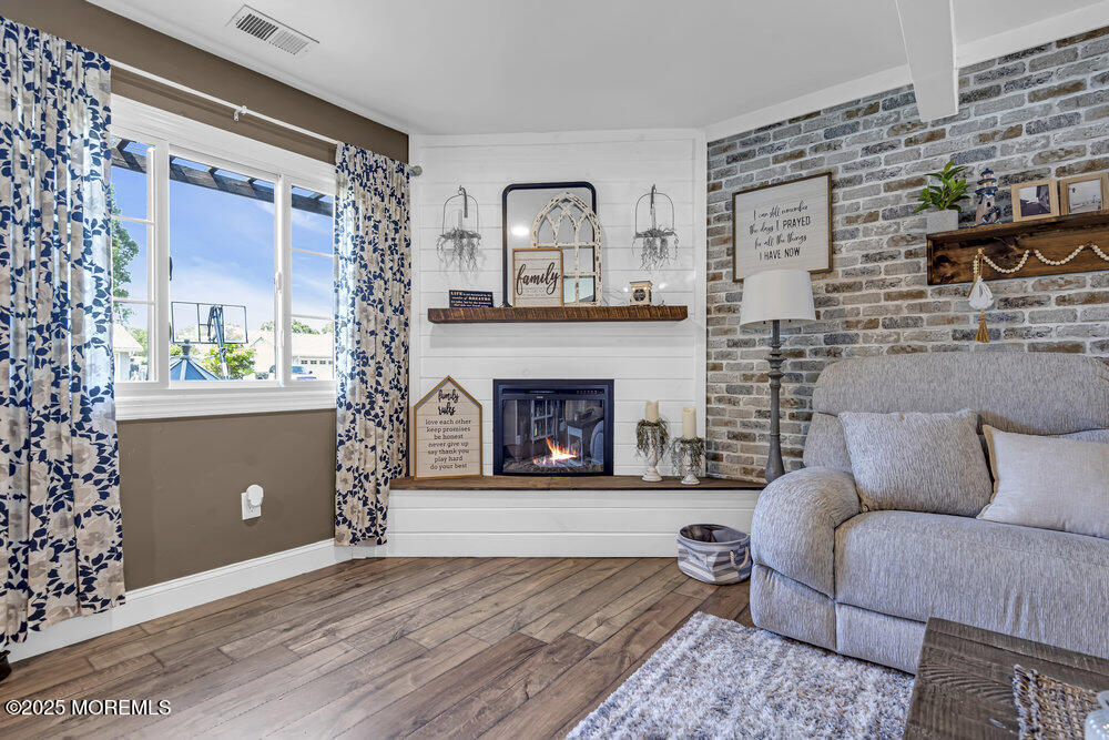 111 Lawrence Drive, Lanoka Harbor, New Jersey image 9