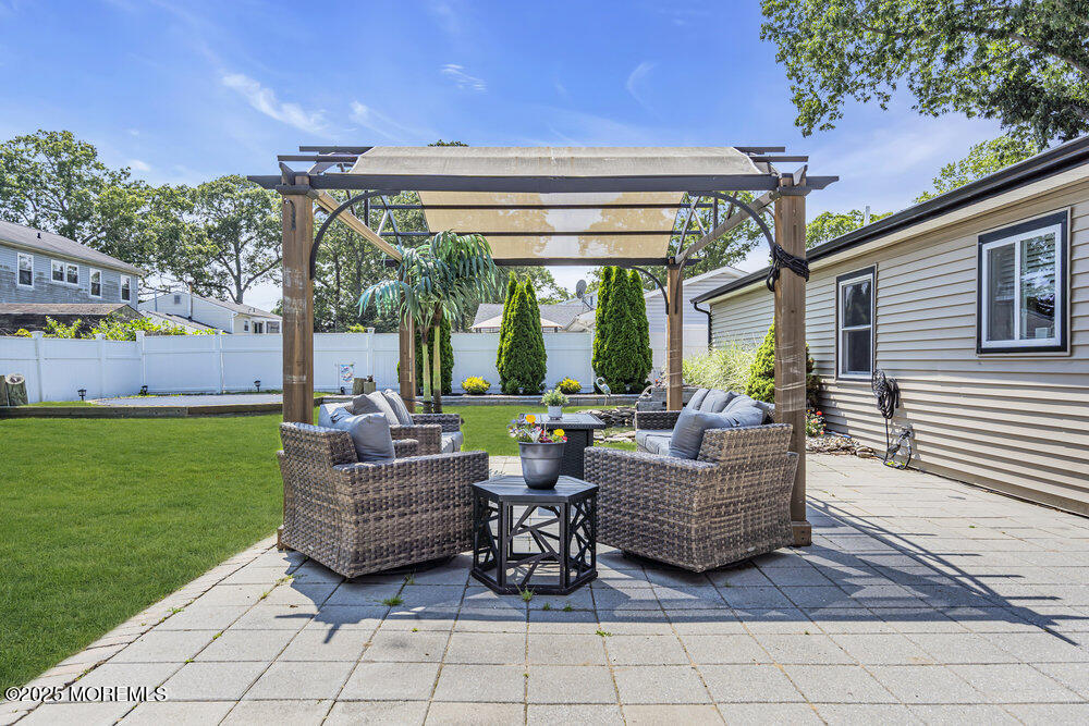 111 Lawrence Drive, Lanoka Harbor, New Jersey image 43