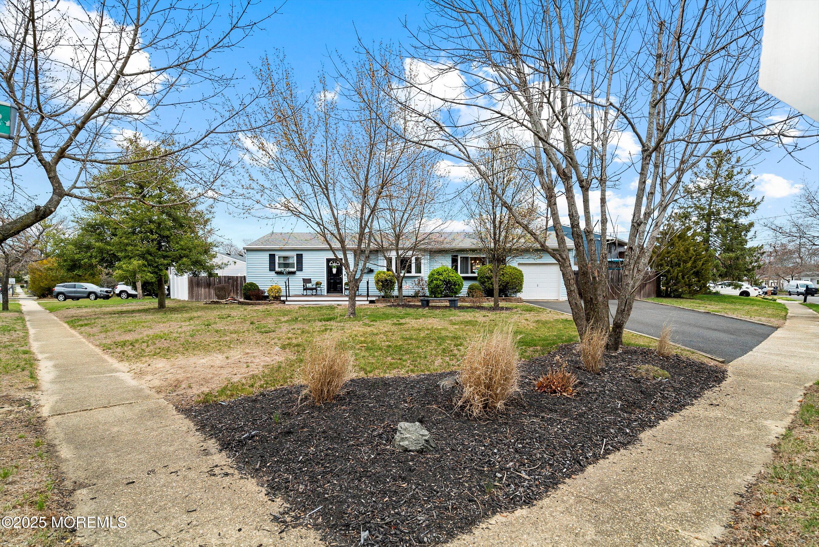 923 Egret Drive, Toms River, New Jersey image 2