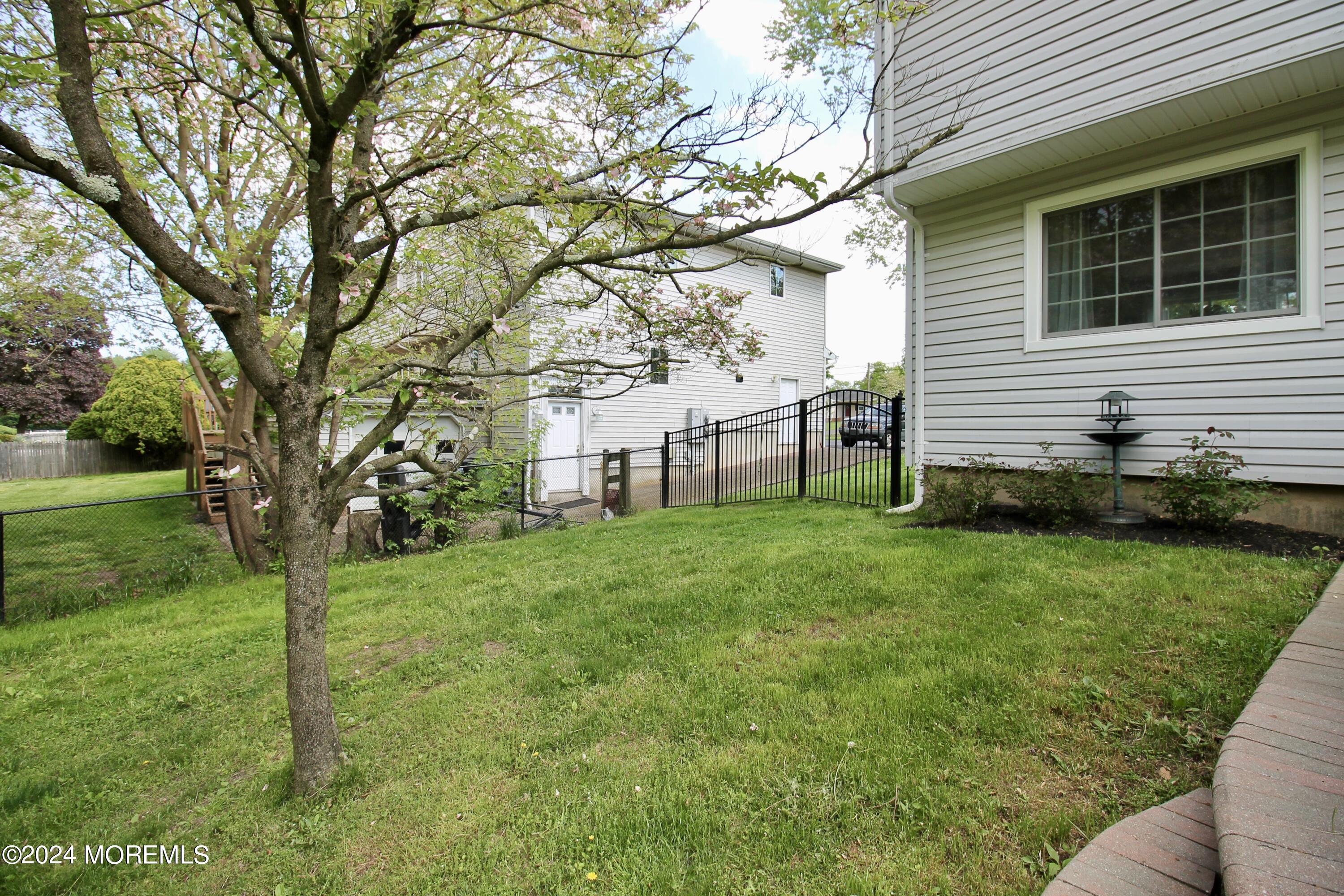 41 Hidden Stream Road, Freehold, New Jersey image 40