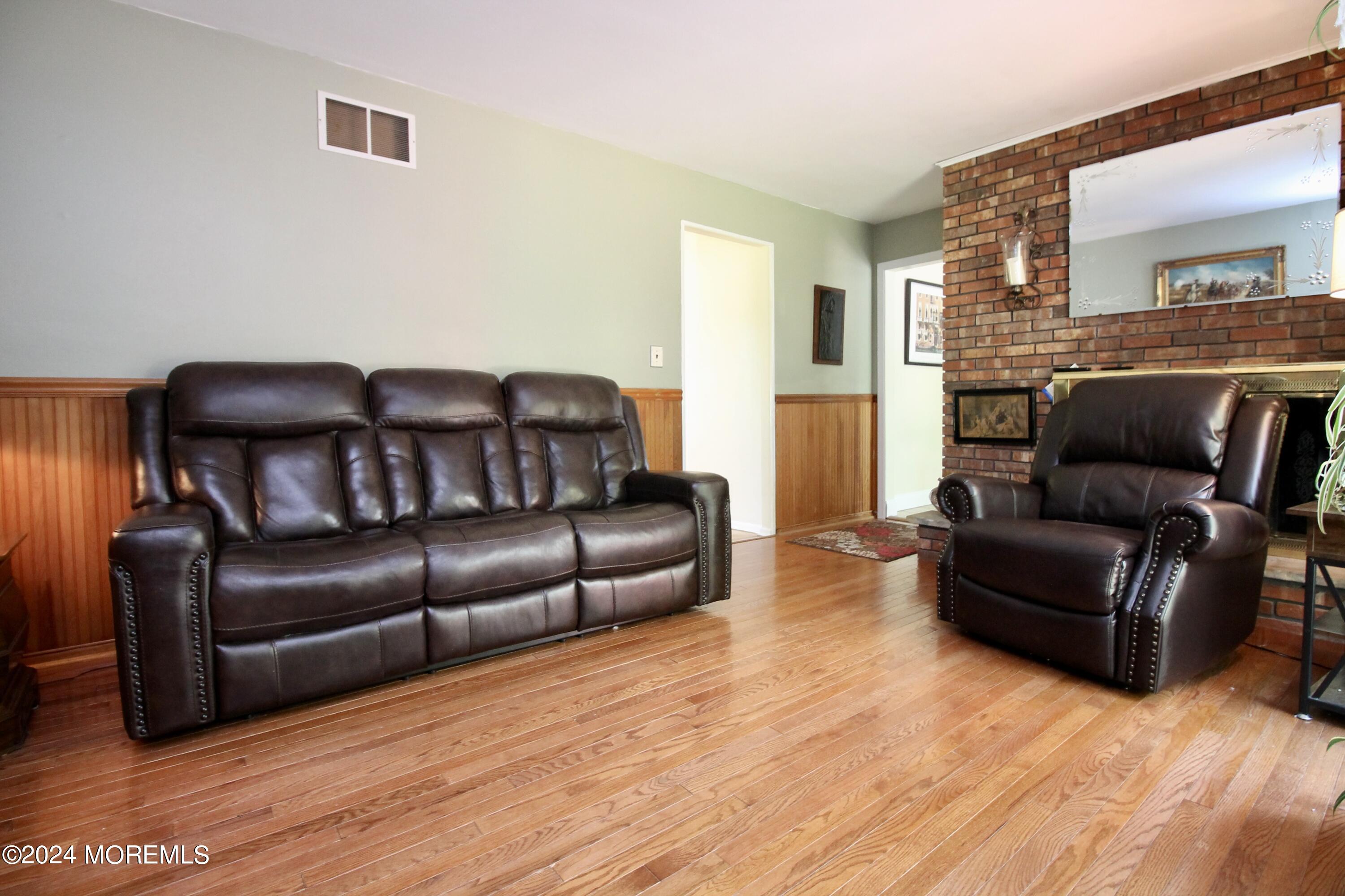 41 Hidden Stream Road, Freehold, New Jersey image 10