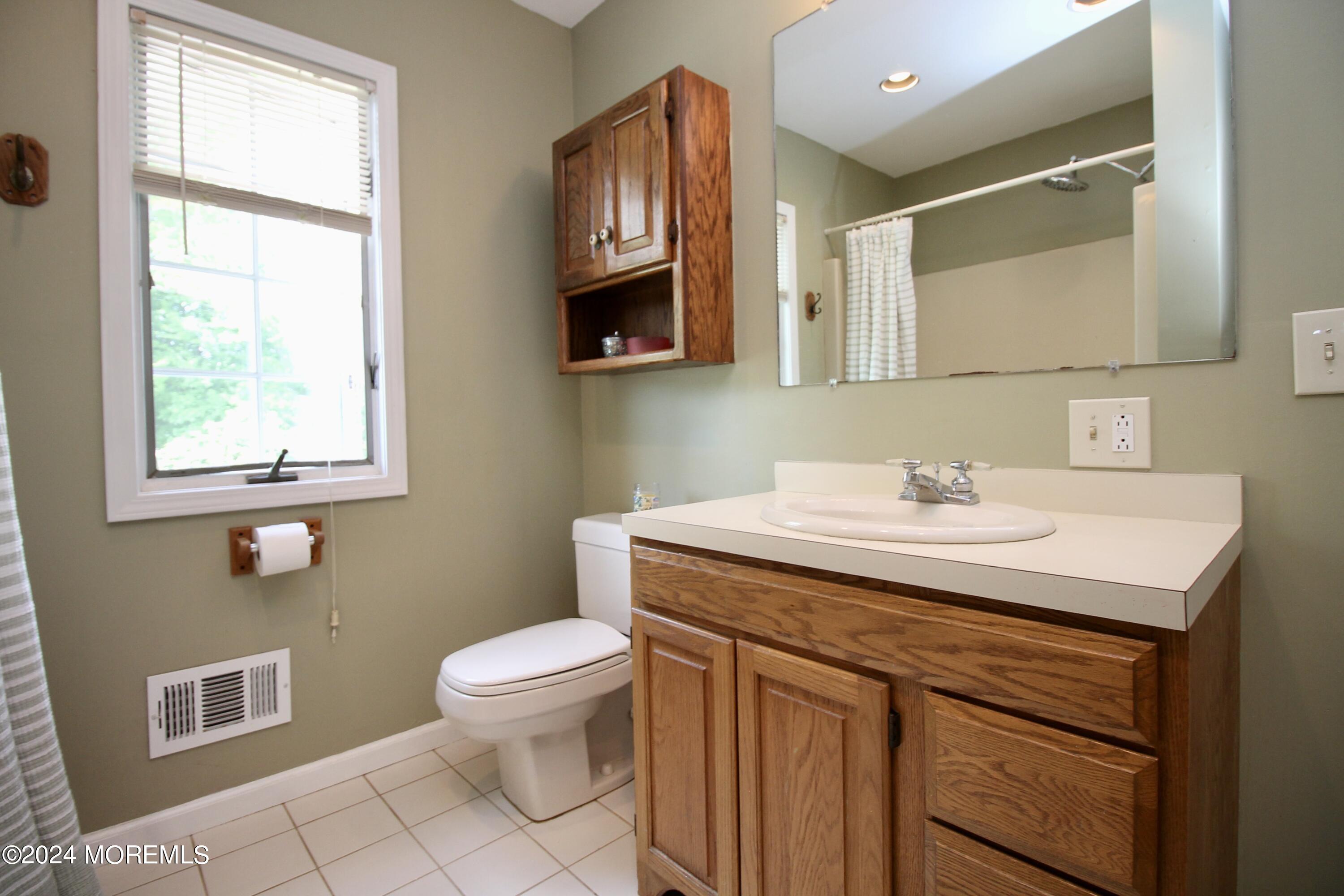41 Hidden Stream Road, Freehold, New Jersey image 20