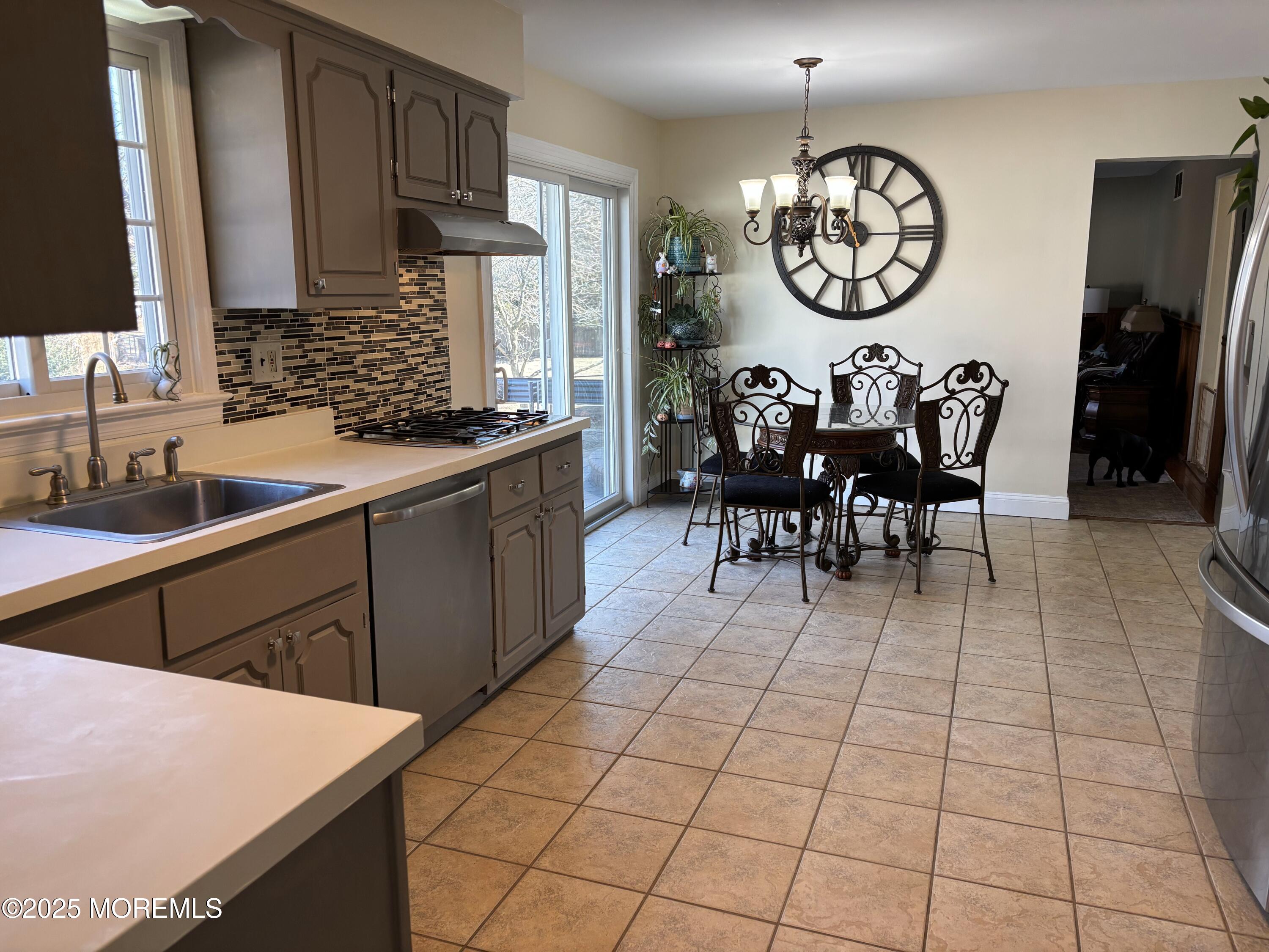 41 Hidden Stream Road, Freehold, New Jersey image 14