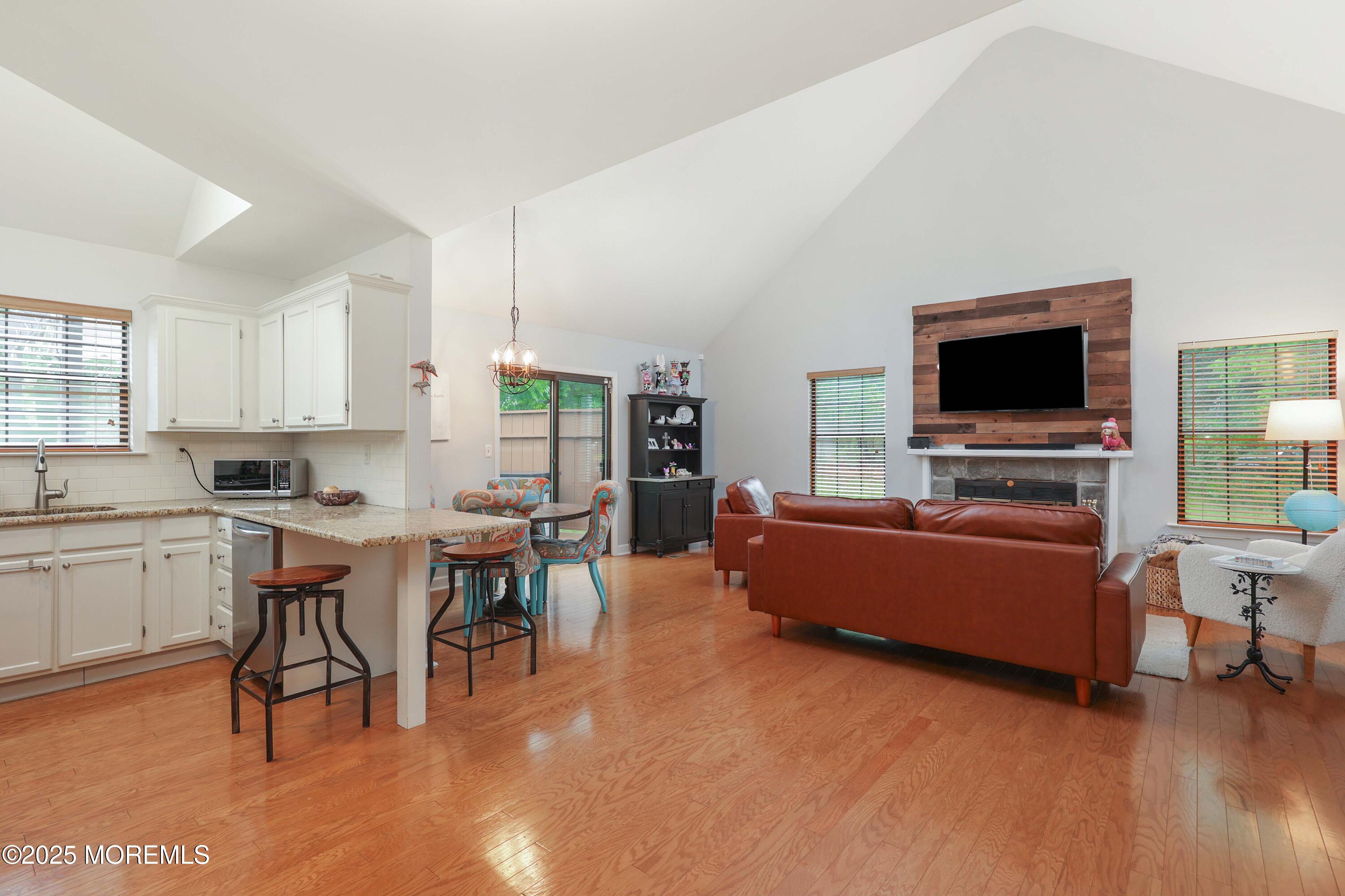 22 Palomino Place