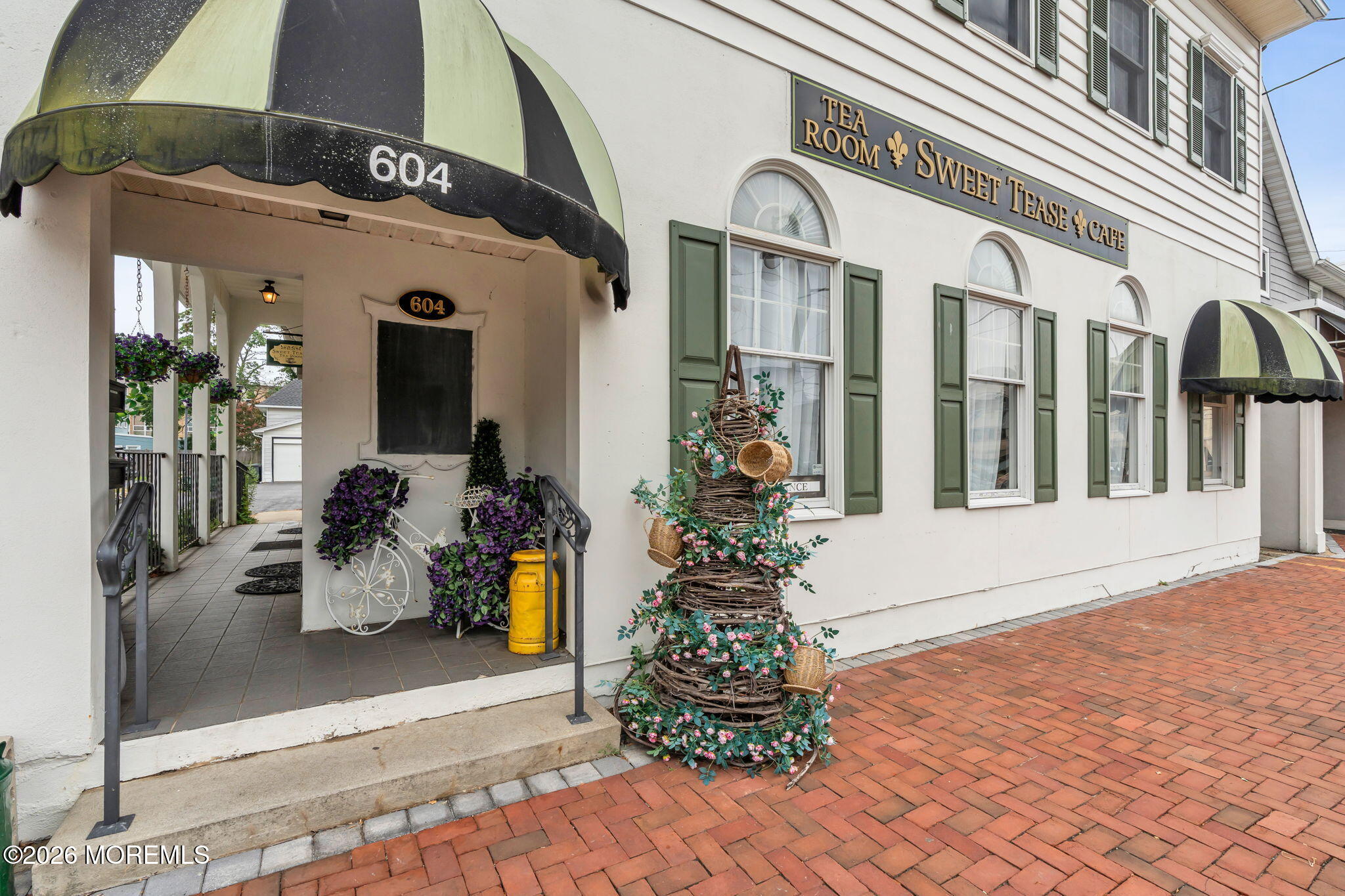 604 Main Street