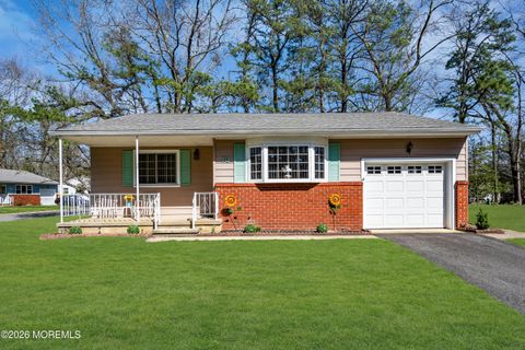 Homes For Sale - 13 Michigan Avenue<br/> Ocean County, Whiting, NJ 08759