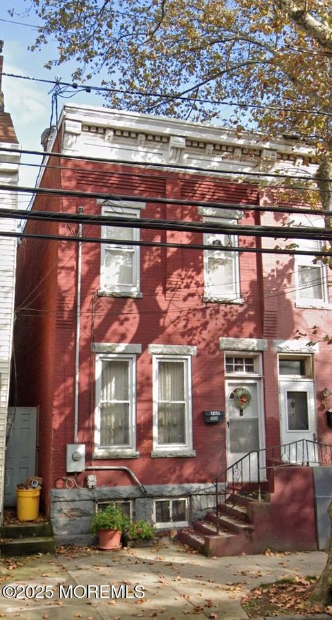 Homes For Sale - 760 Centre Street<br/> Trenton, NJ 08611