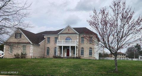 Photo of 76 Stream Bank Drive, Freehold, NJ 07728 (MLS # 22531020)