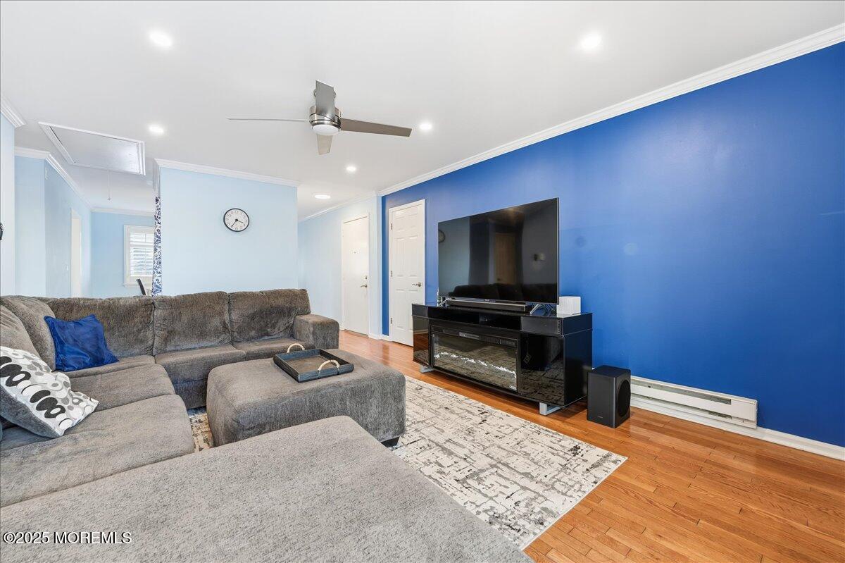 50 Valentine Street 25B