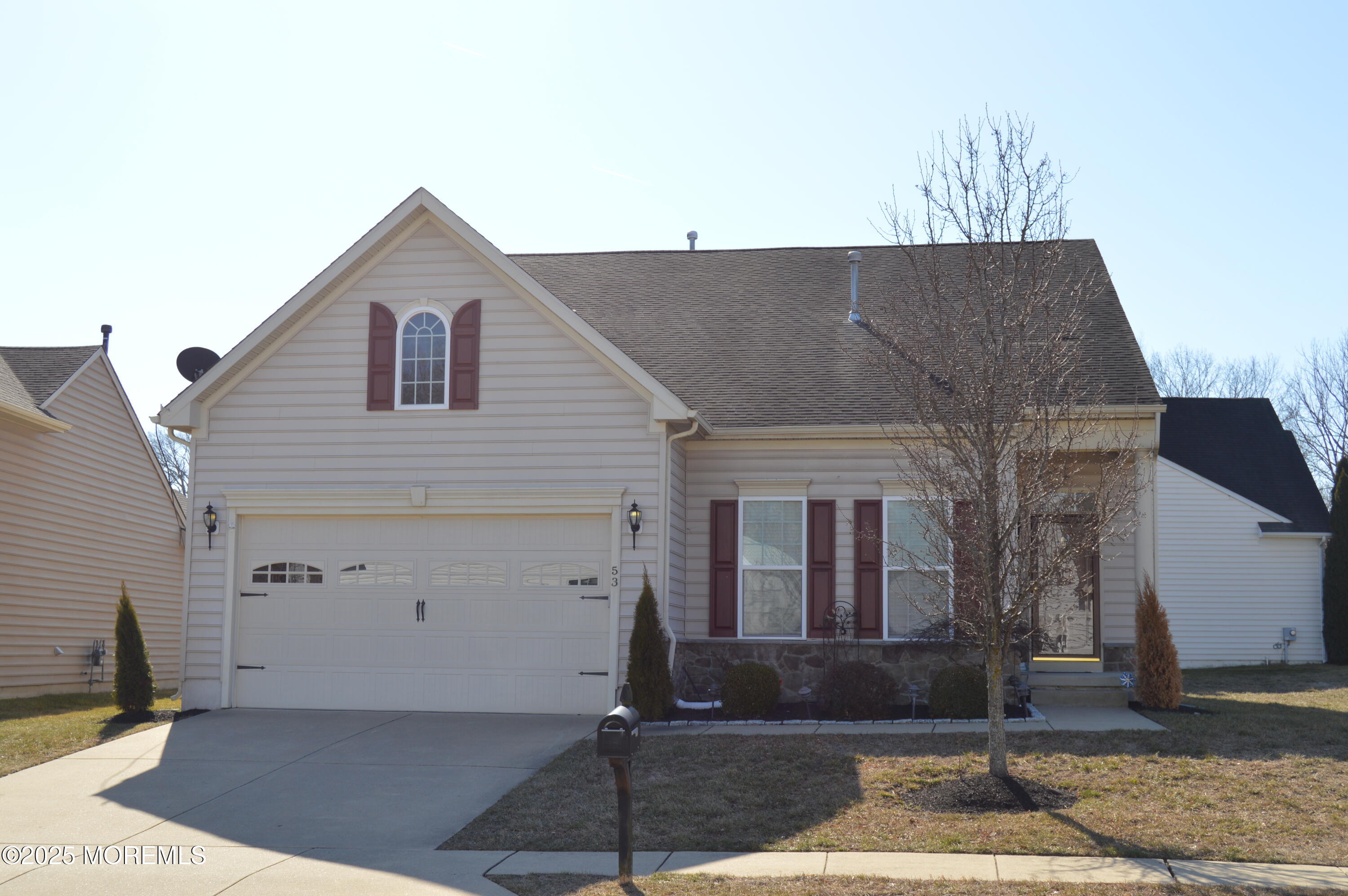53 Woodfield Circle, Pemberton, New Jersey image 1