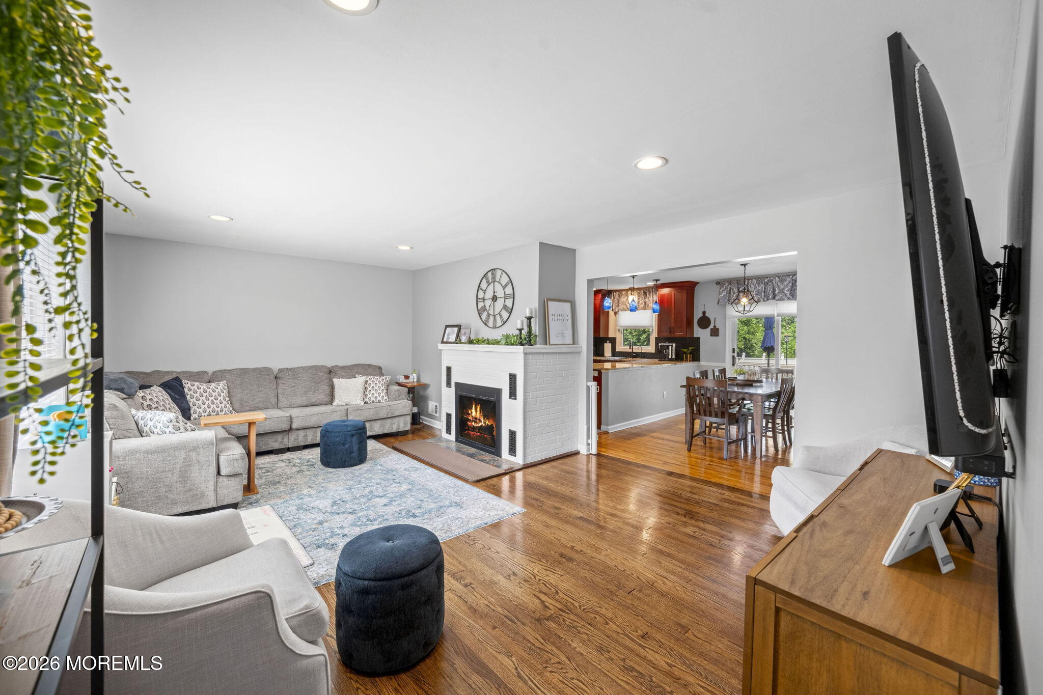 213 Lloyd Road