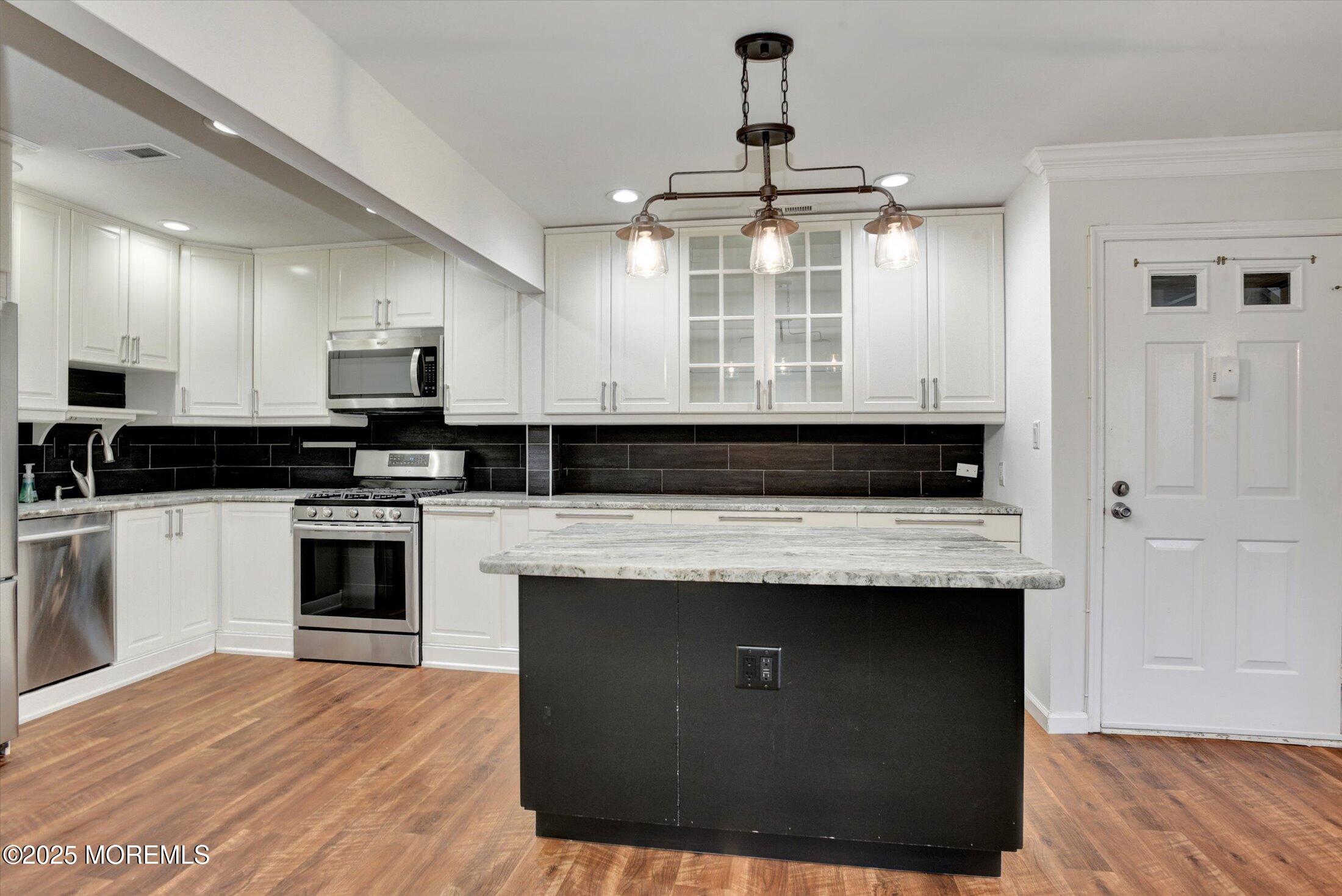 13 Boxwood Terrace, Red Bank, New Jersey image 18