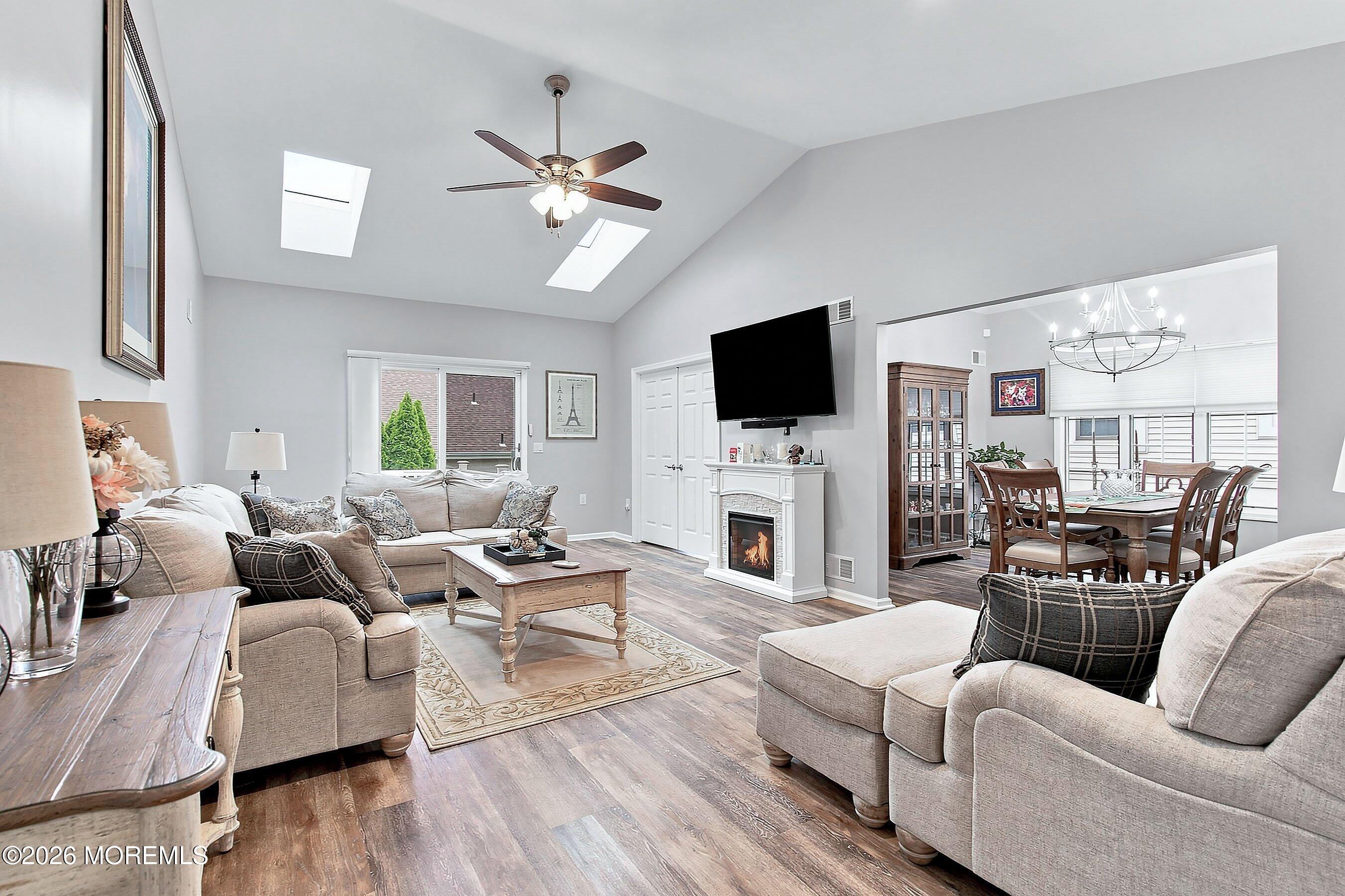 28 Sherwood Drive