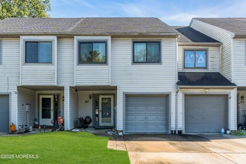 Photo of 87 Lexington Circle, Matawan, NJ 07747 (MLS # 22530419)