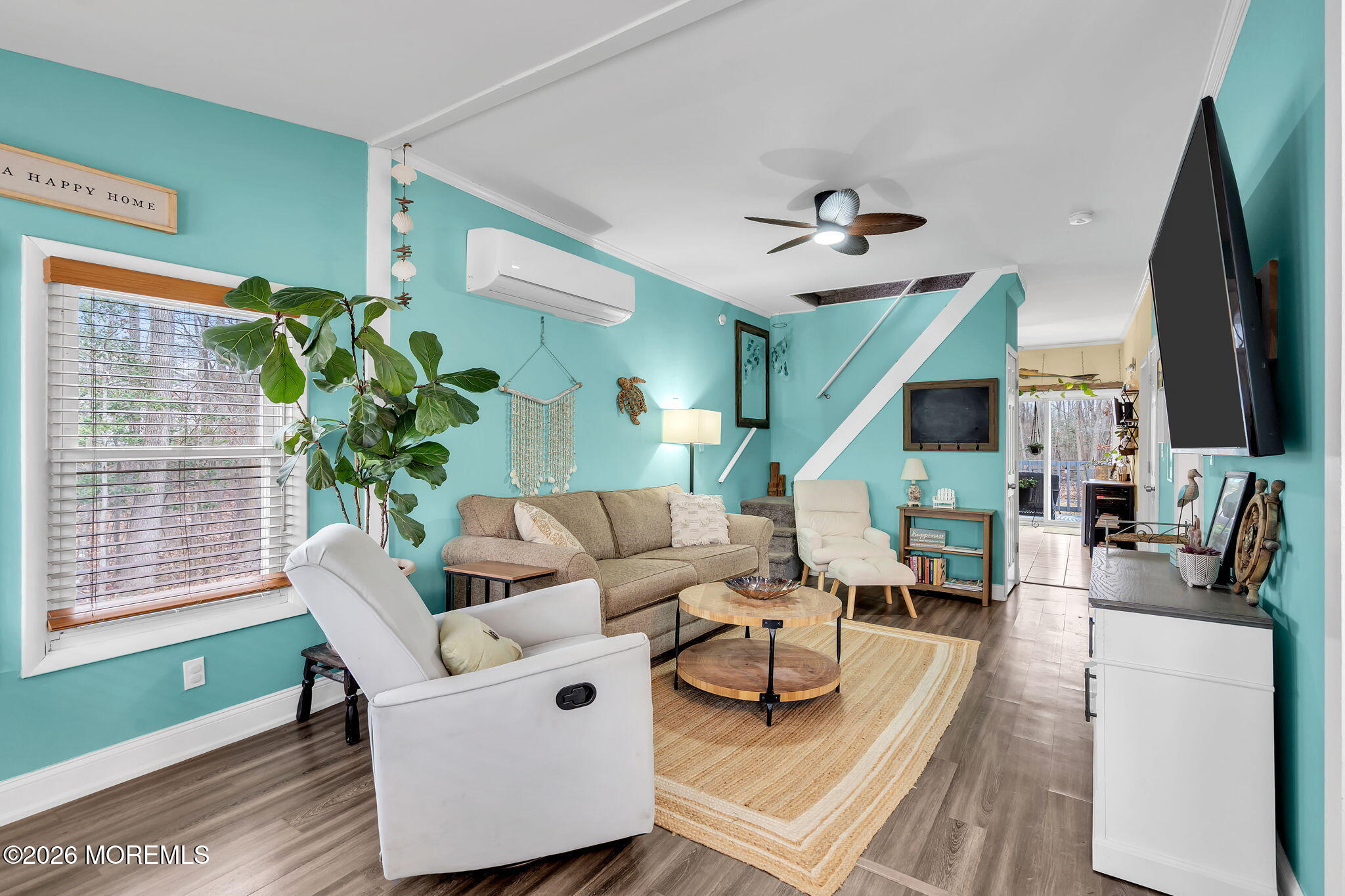 616 E Arverne Avenue