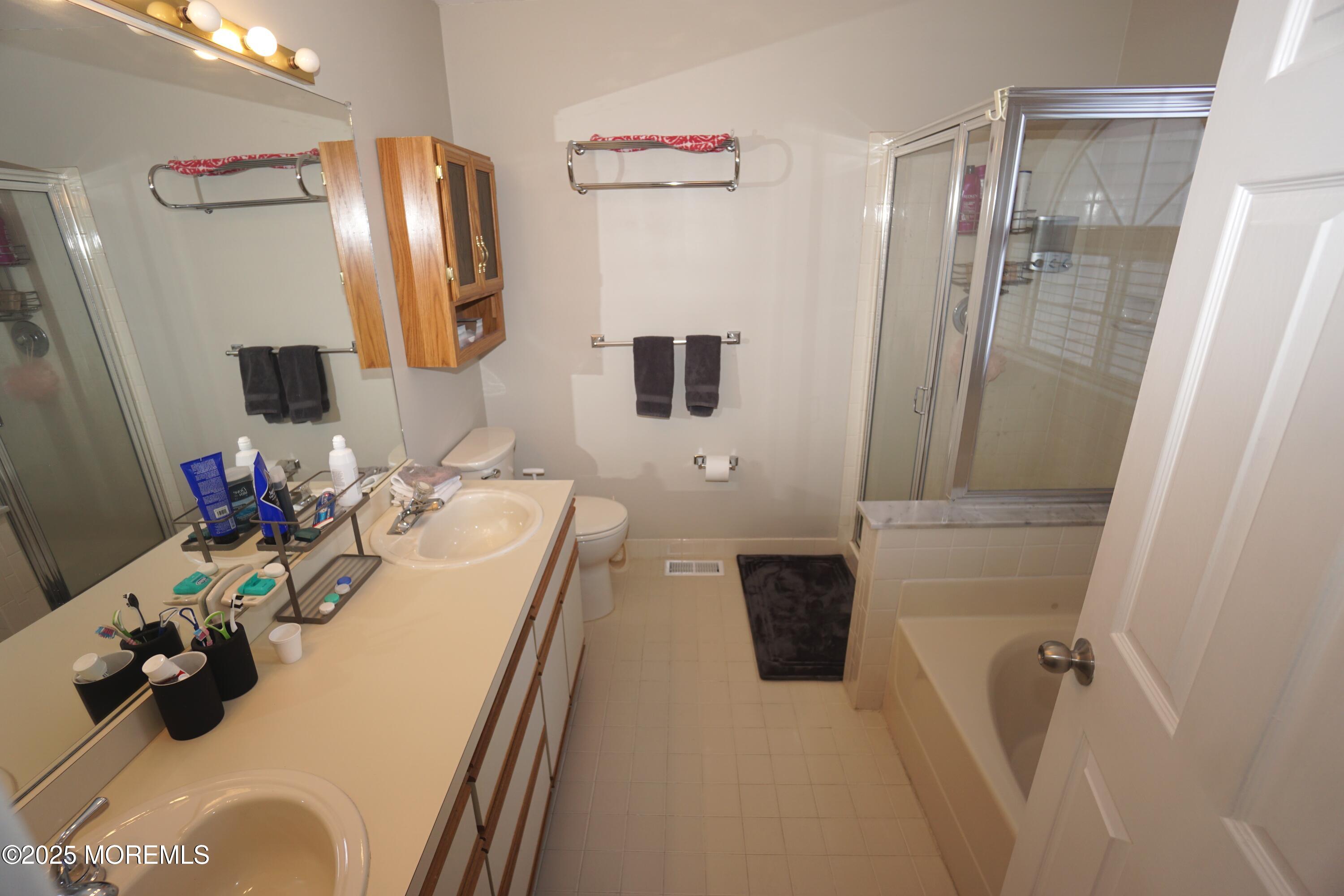 22 Red Fox Court, Tinton Falls, South Dakota image 14