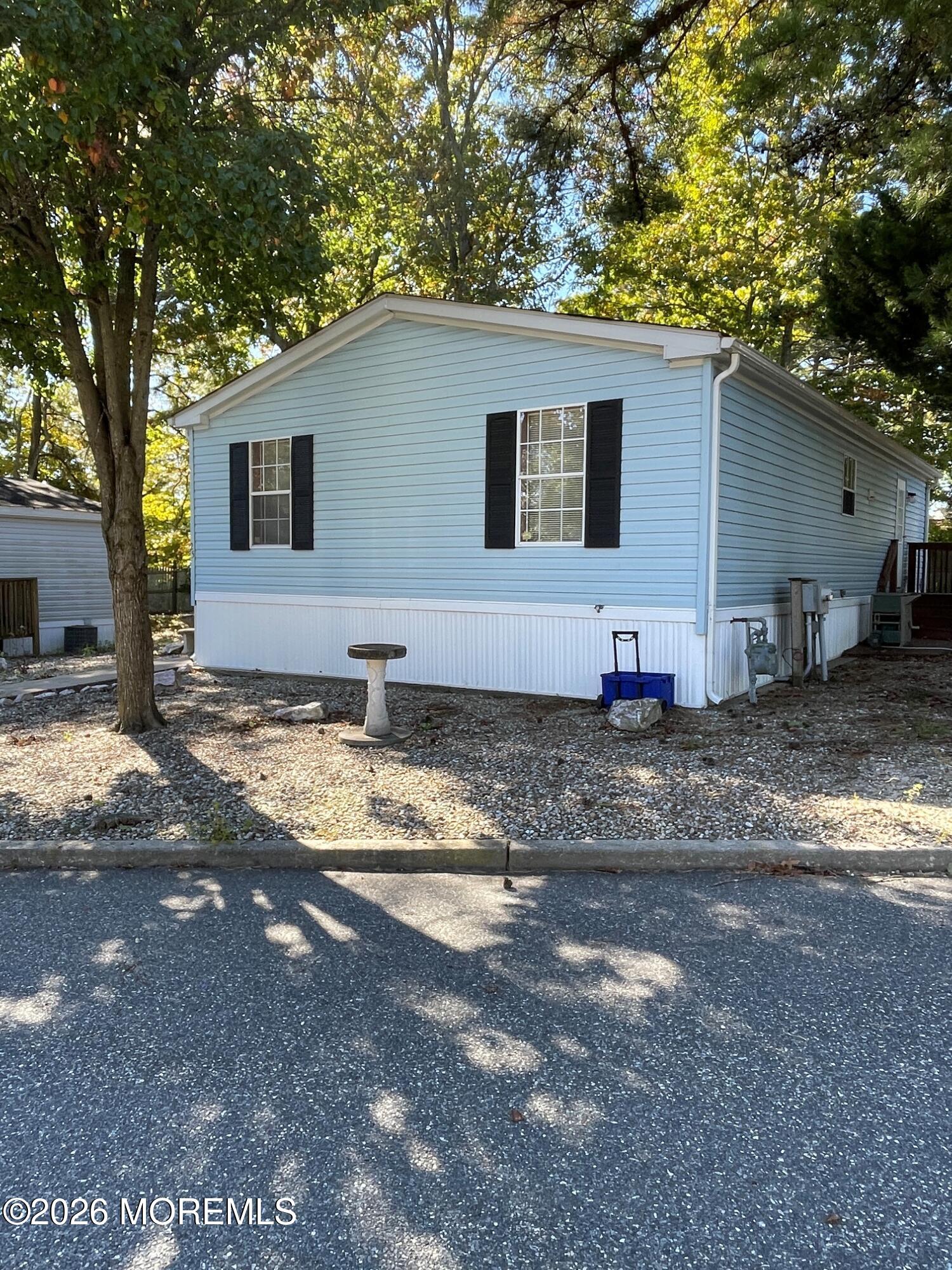 25 Oak Tree Lane