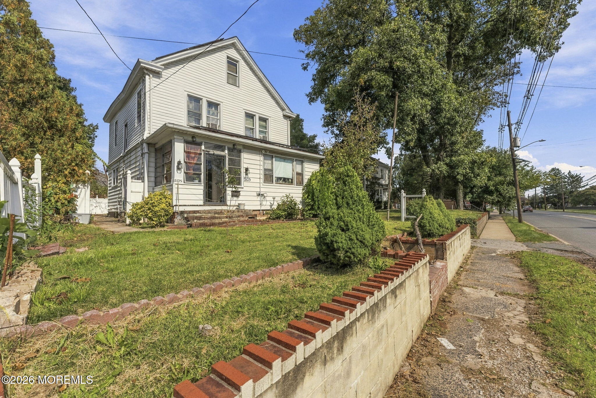 2125 Woodbridge Avenue