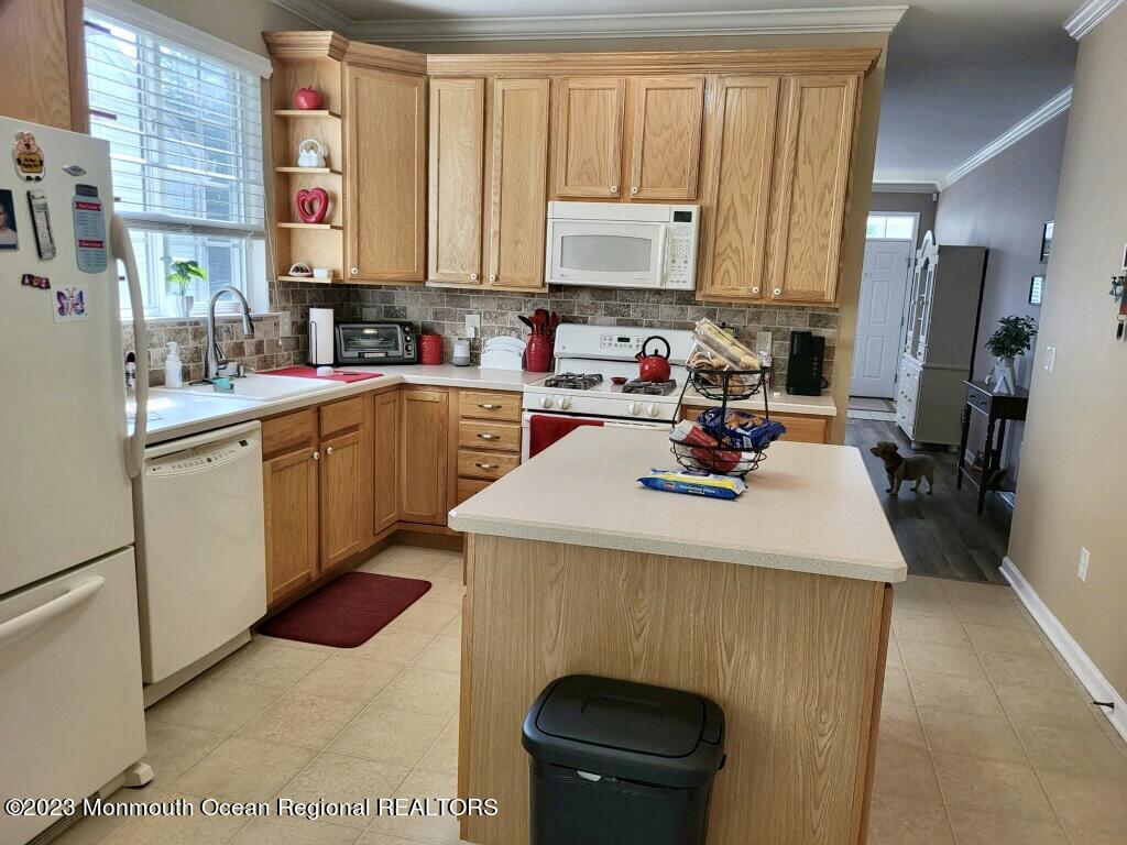 44 S Point Boulevard, Barnegat, New Jersey image 7