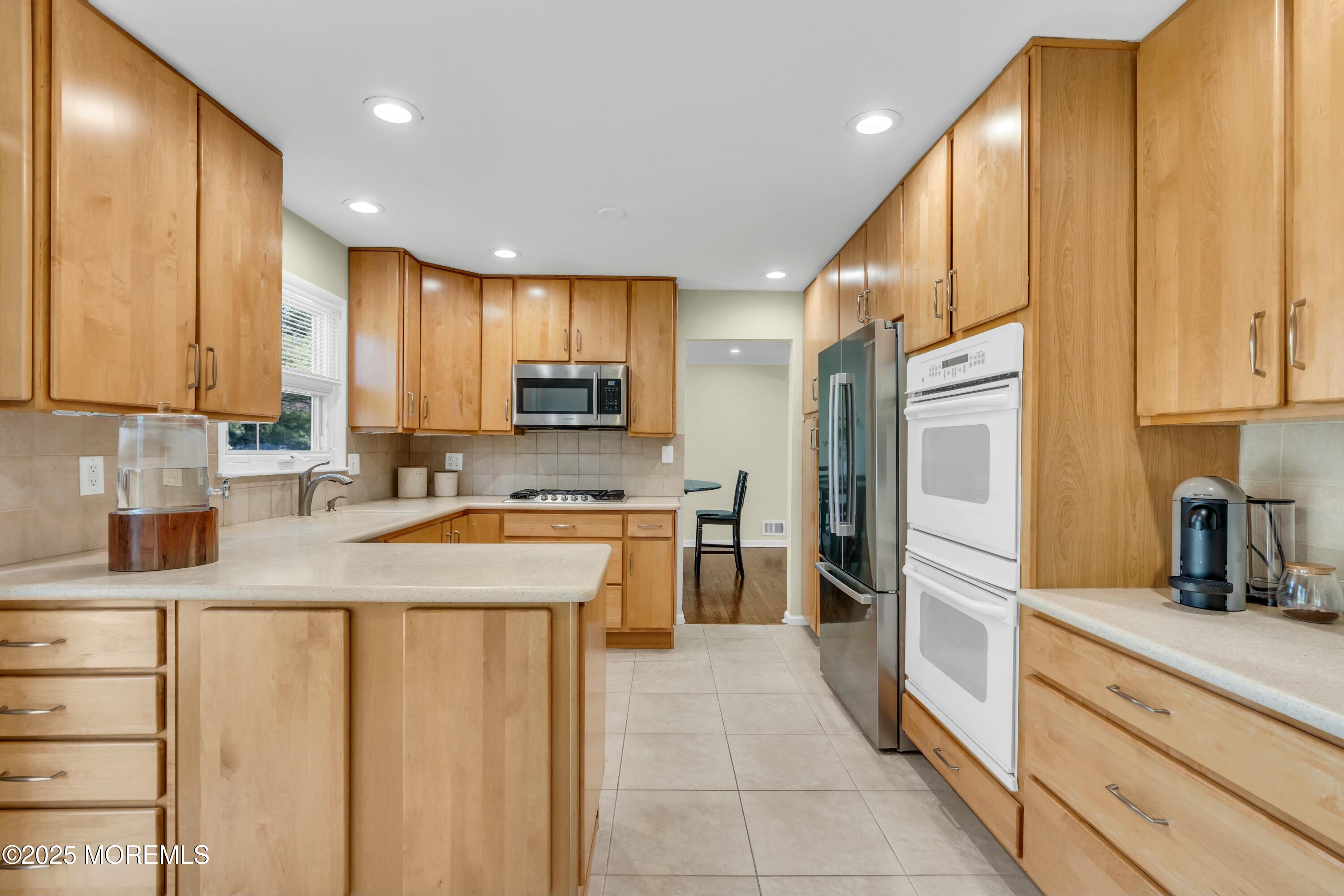 4 Chesley Court, Morganville, New Jersey image 13