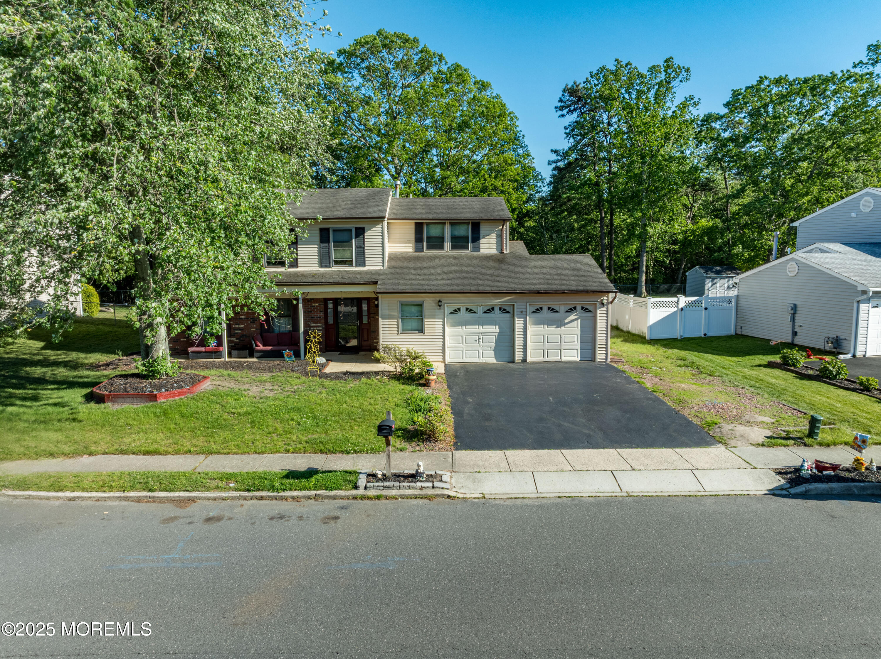 16 Markwood Drive, Howell, New Jersey image 2