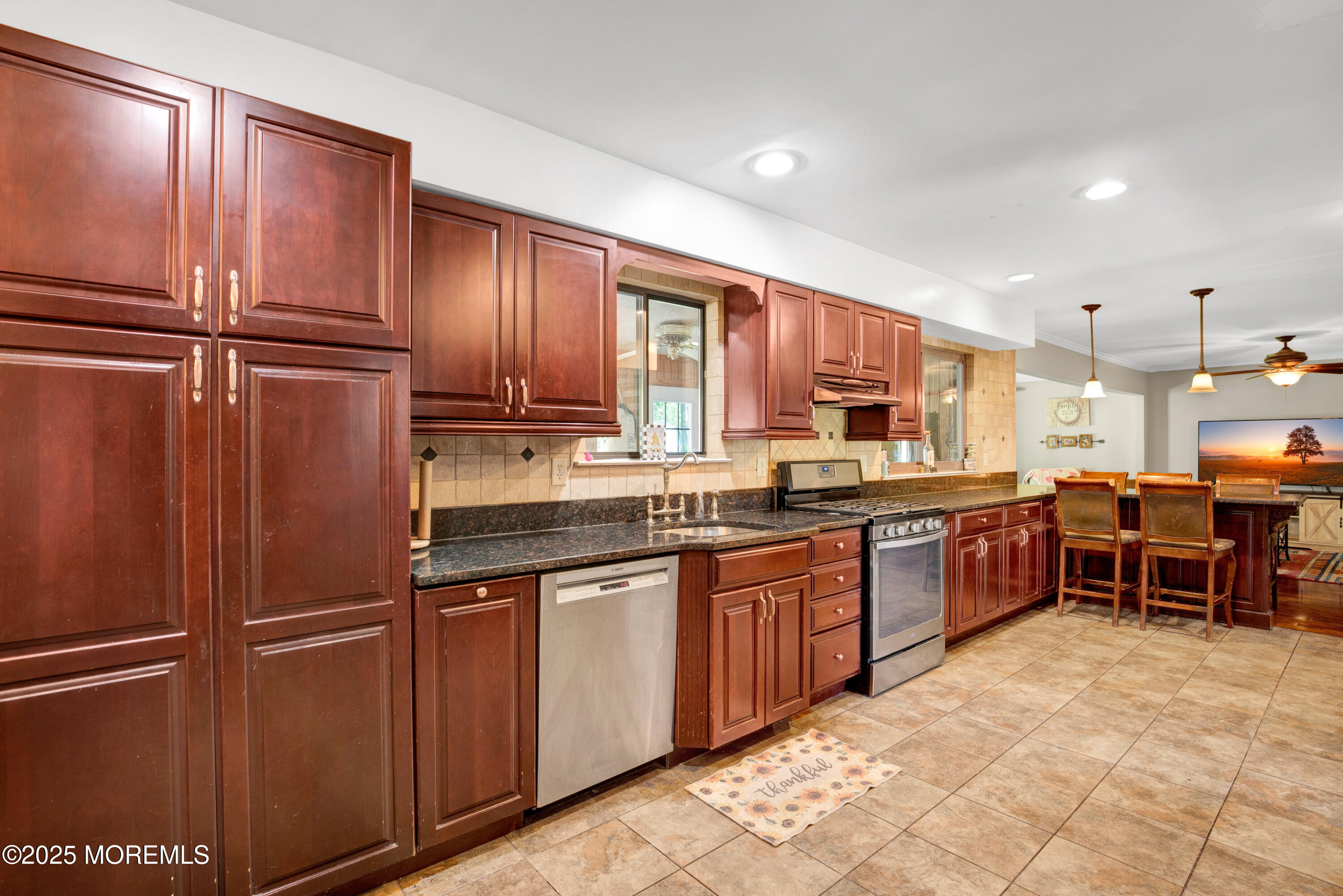 16 Markwood Drive, Howell, New Jersey image 7