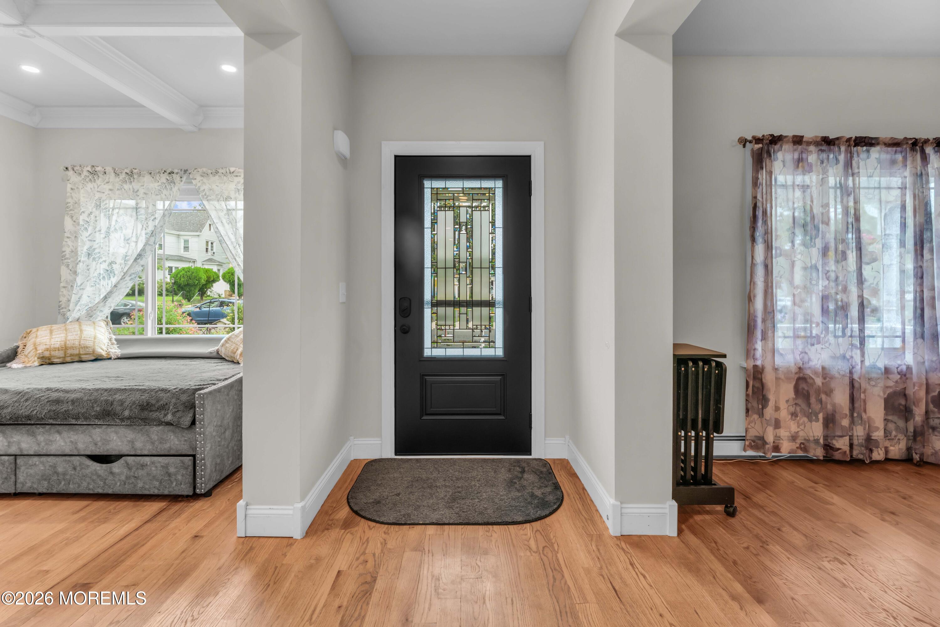 83 Center Avenue