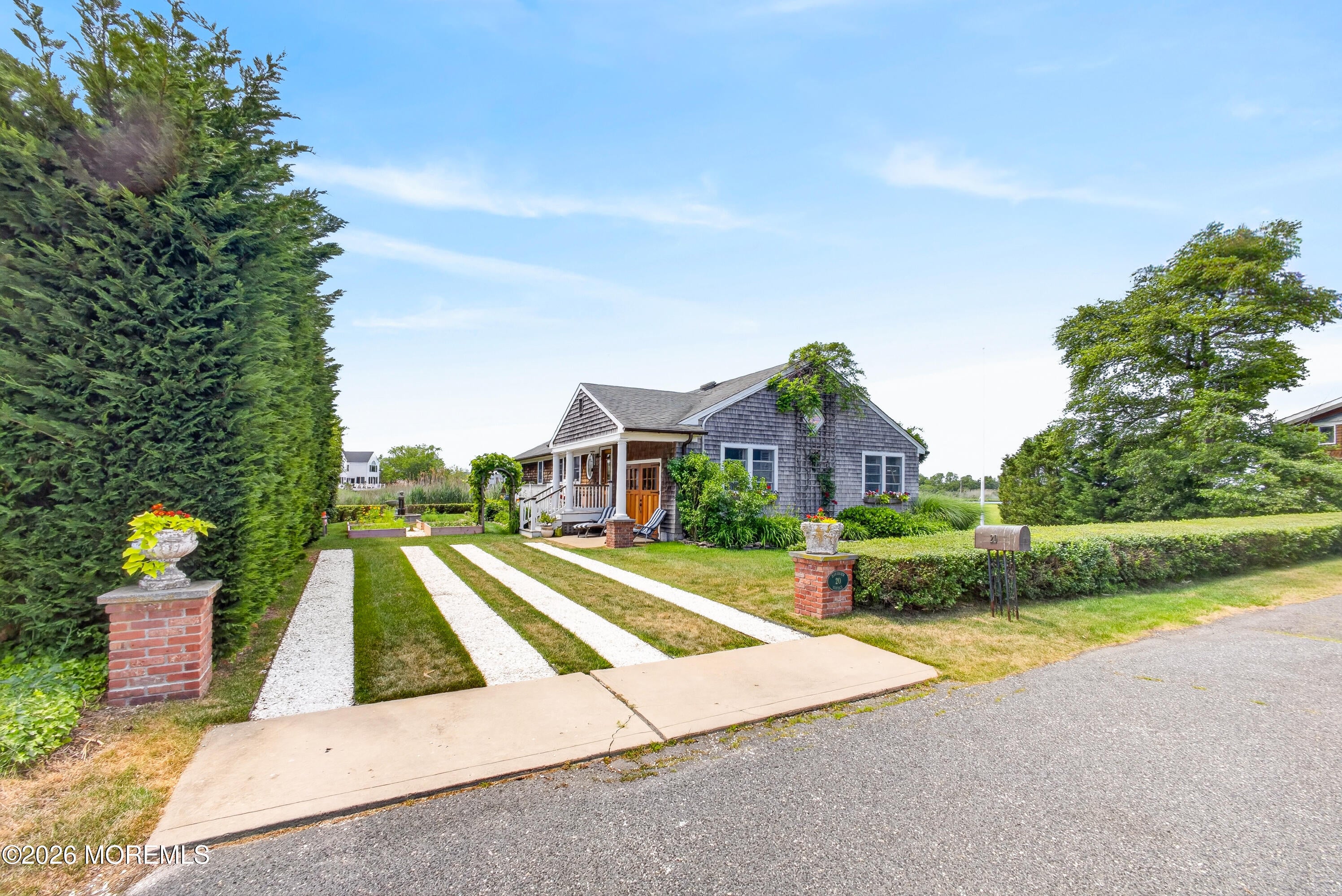 20 Bayonne Avenue