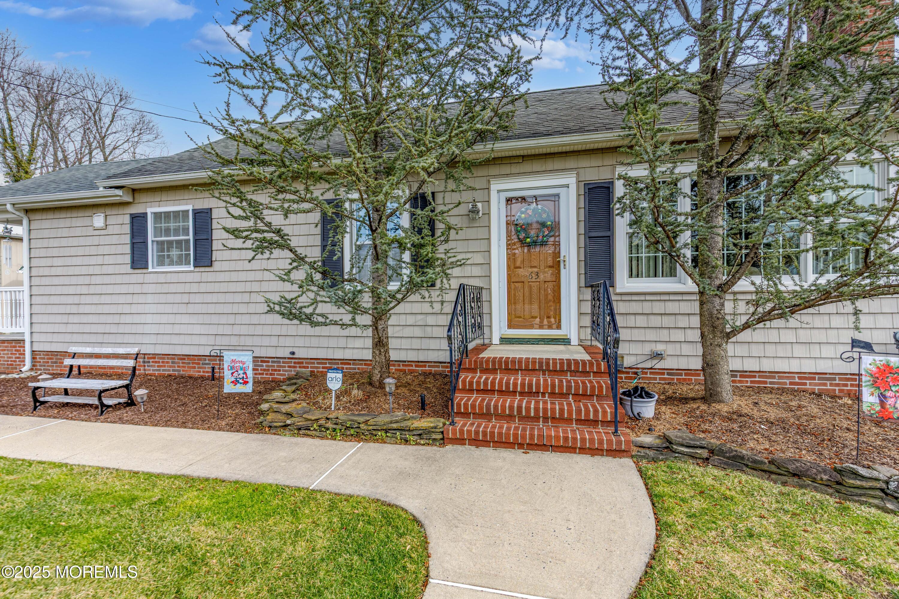 63 N New Prospect Road