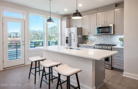 1403 N Kingsley Square Unit 210, Asbury Park, NJ 07712 - MLS#: 22509227