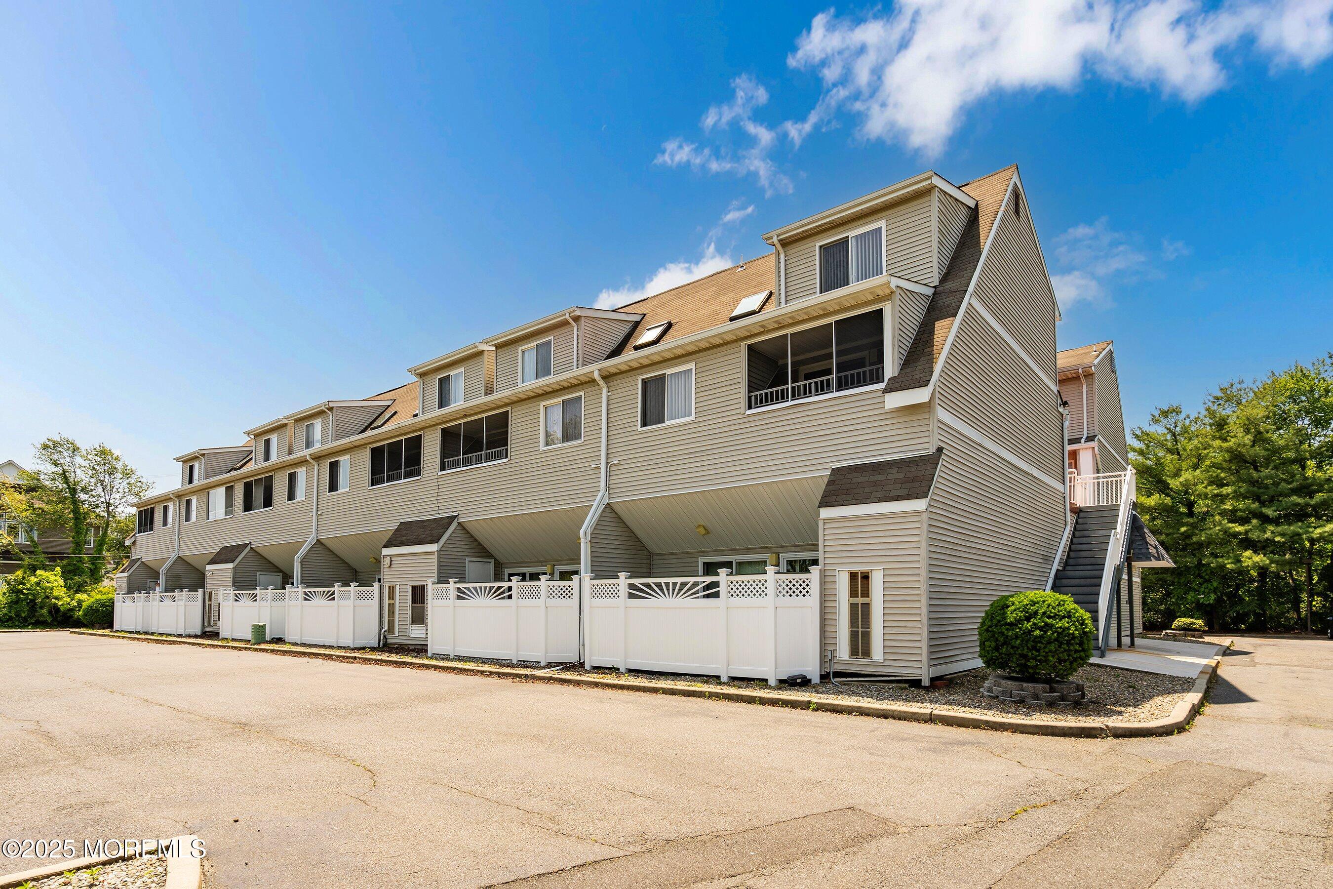145 Central Avenue #8B, Island Heights, New Jersey image 3