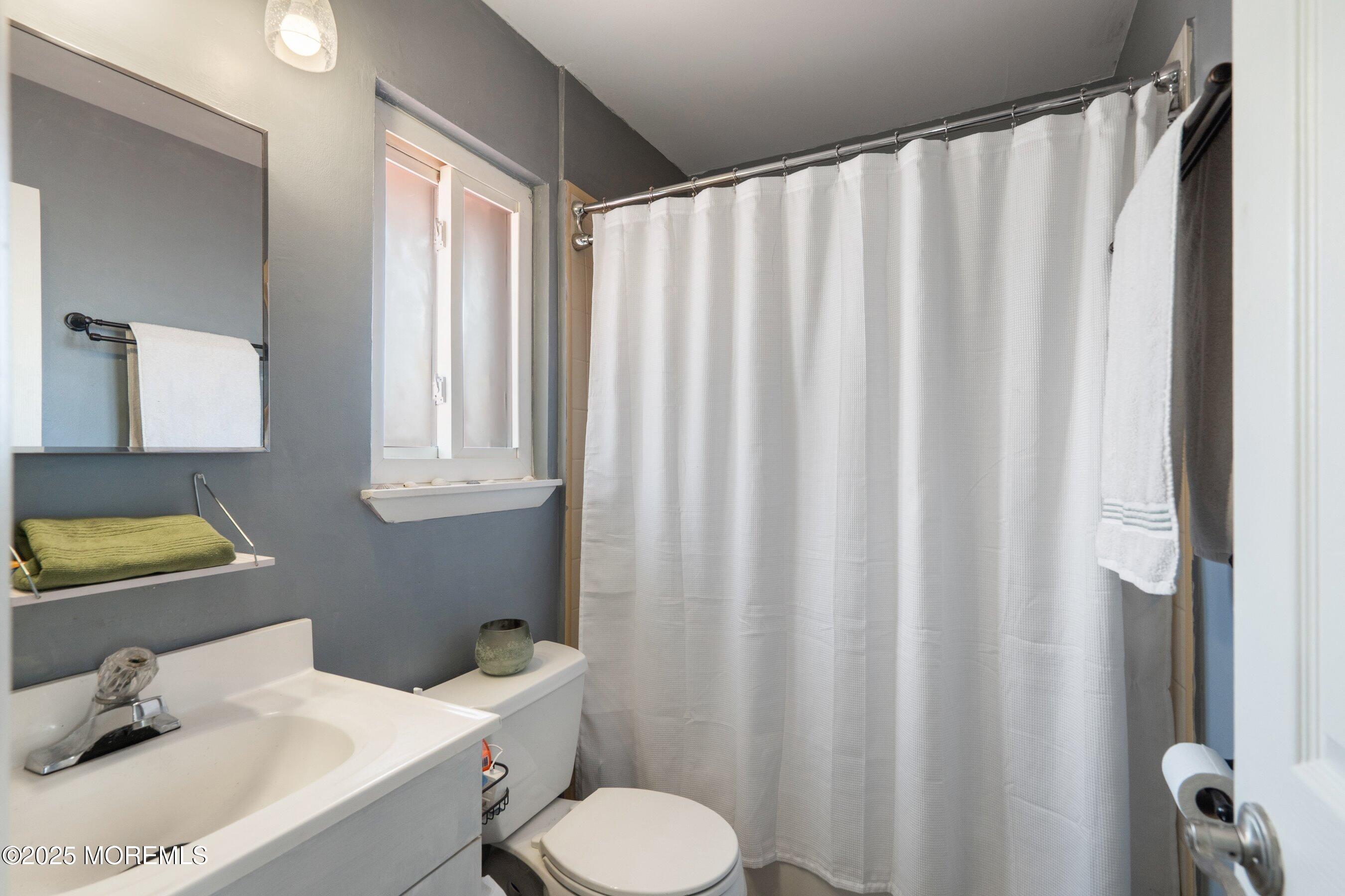 145 Central Avenue #8B, Island Heights, New Jersey image 12
