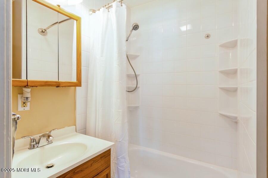 895 Woodmere Drive, Keyport, New Jersey image 11