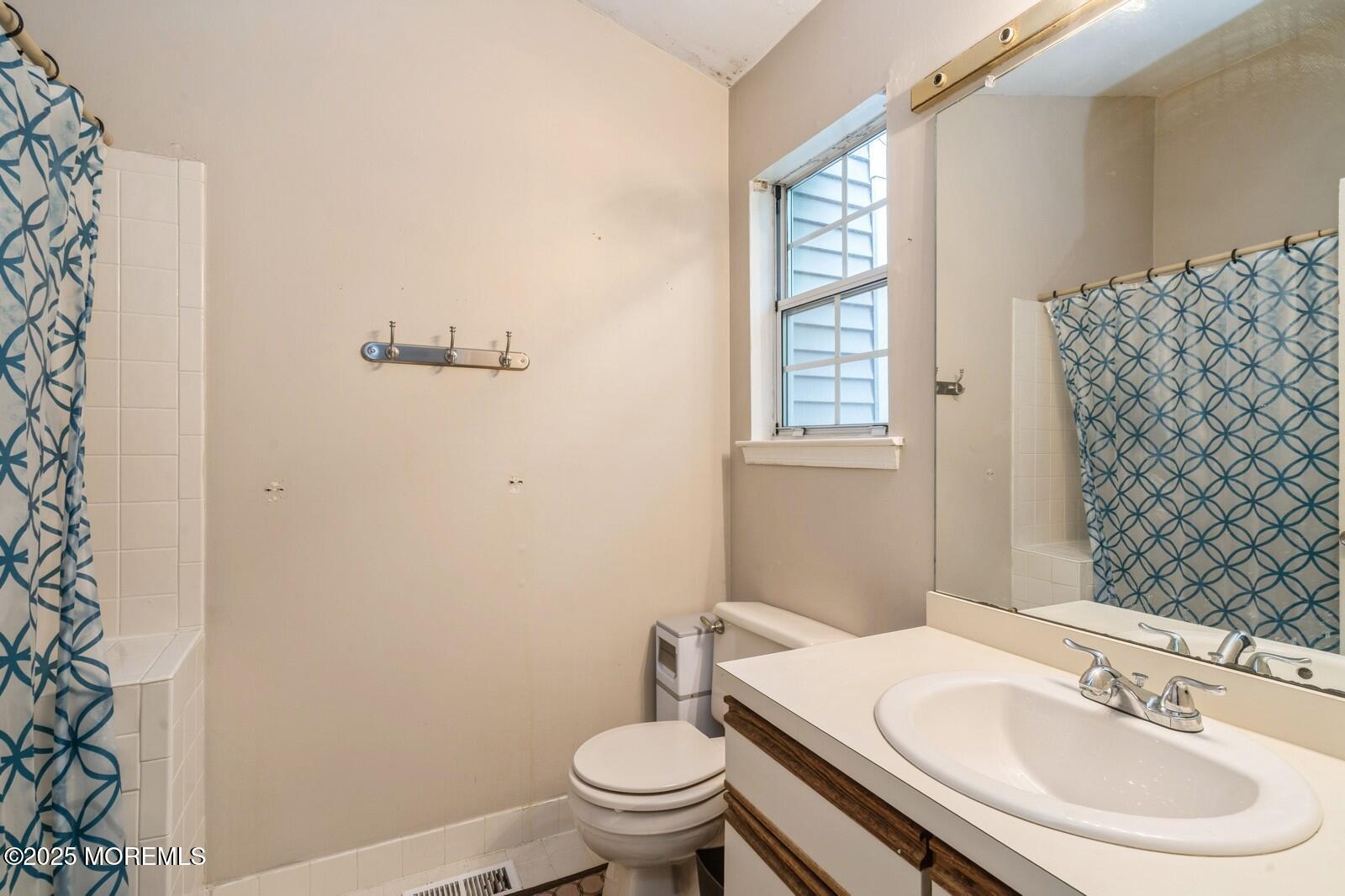 17 Canidae Court, Tinton Falls, New Jersey image 16