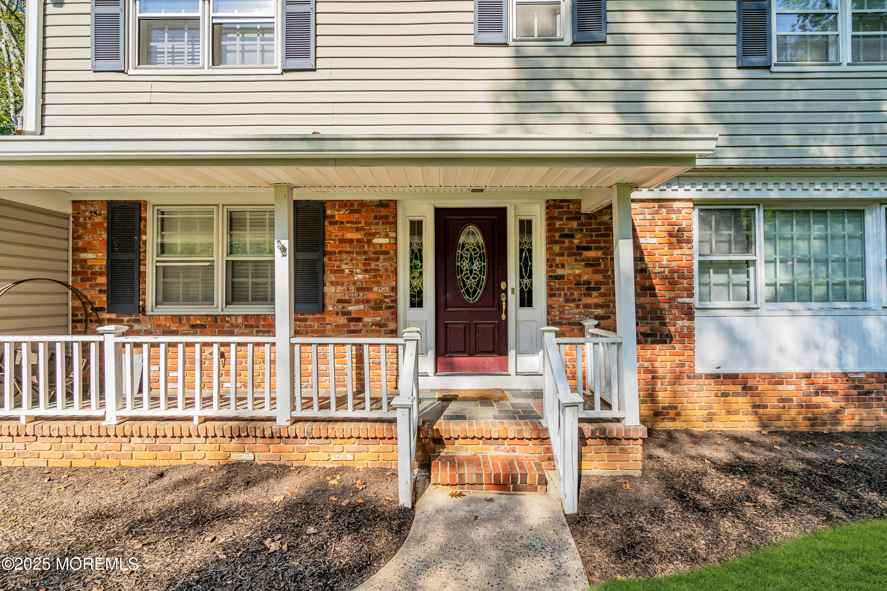 4 E Parkway Place