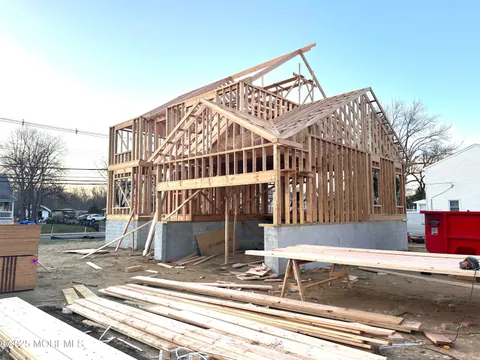 MLS: 22508796