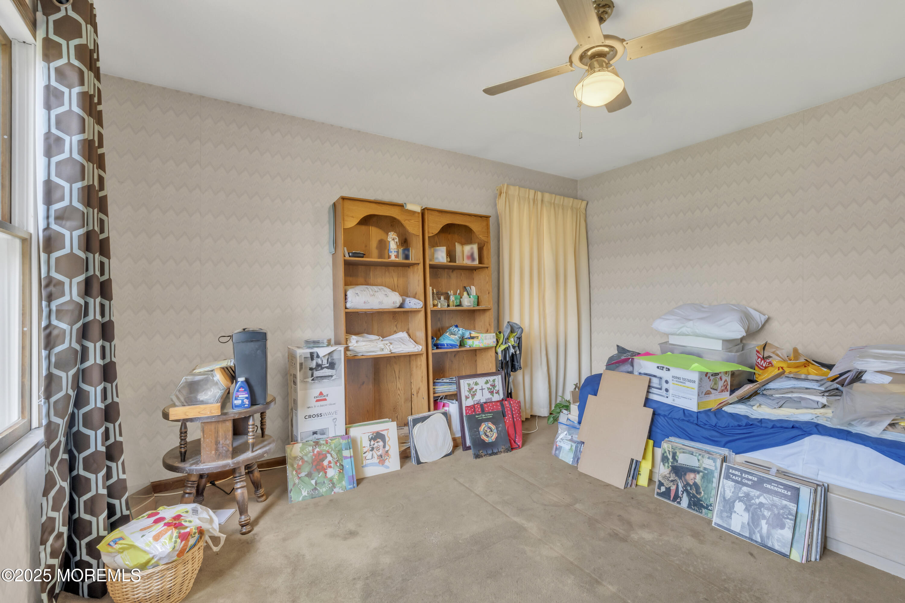 24 Laird Road, Middletown, New Jersey image 16