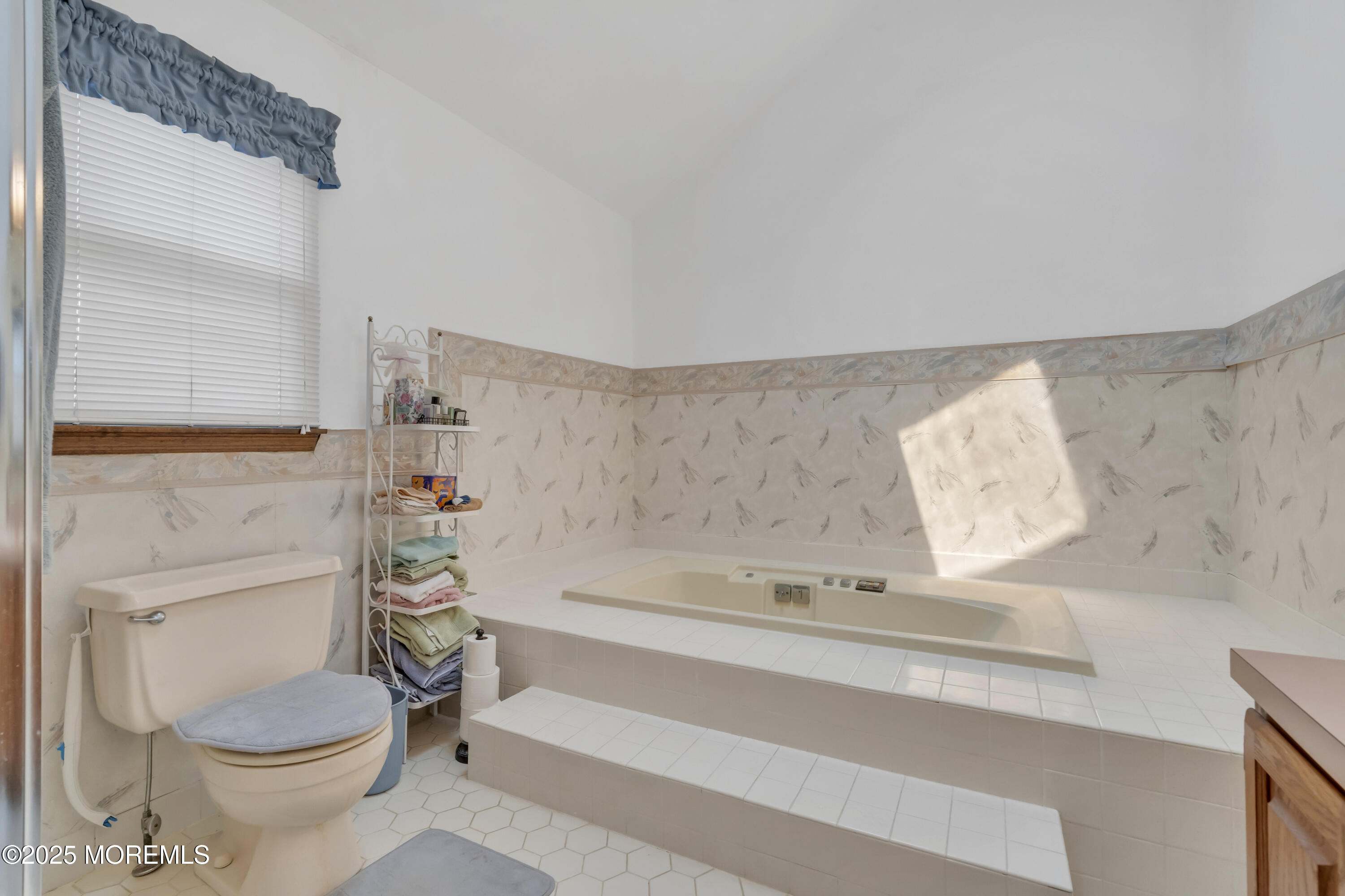 24 Laird Road, Middletown, New Jersey image 29