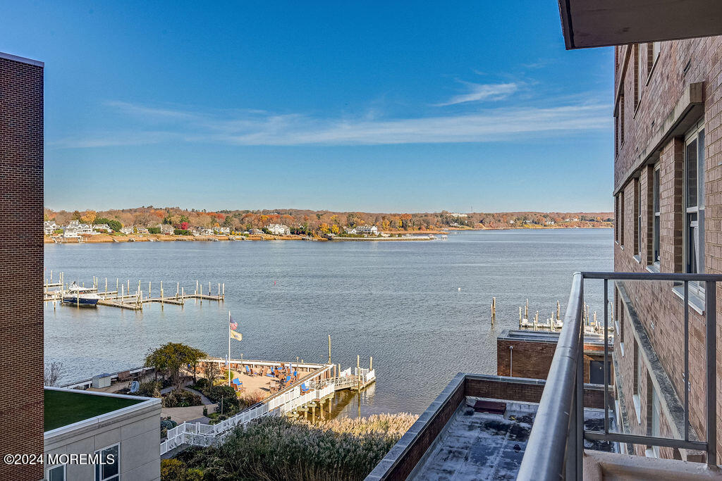 28 Riverside Avenue #3L, Red Bank, New Jersey image 1