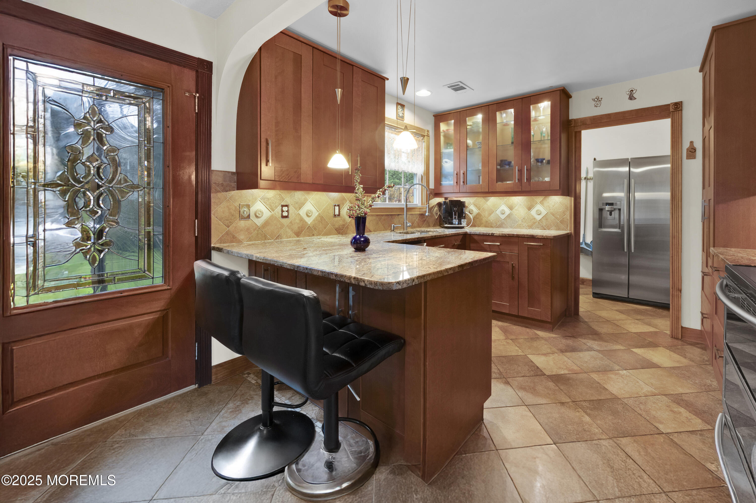 18 Tall Oaks Court